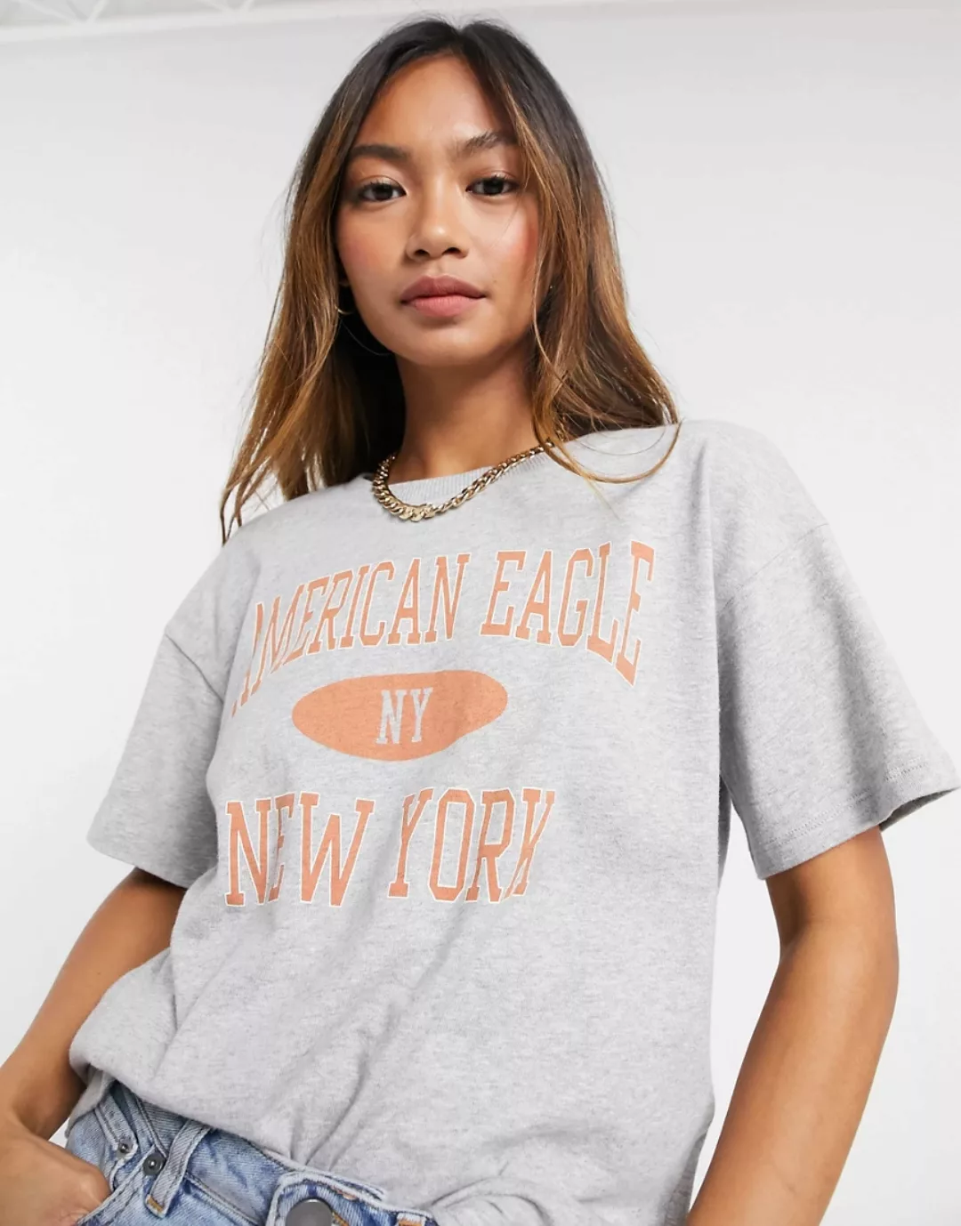 American Eagle – T-Shirt mit College-Logo in Grau günstig online kaufen
