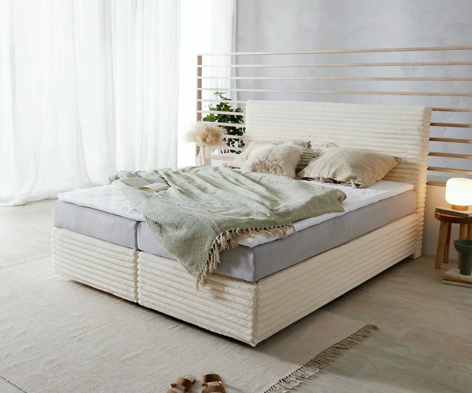 DELIFE Boxspringbett Dream-Well, Bouclé Creme-Weiß 160x200 cm mit Matratze günstig online kaufen