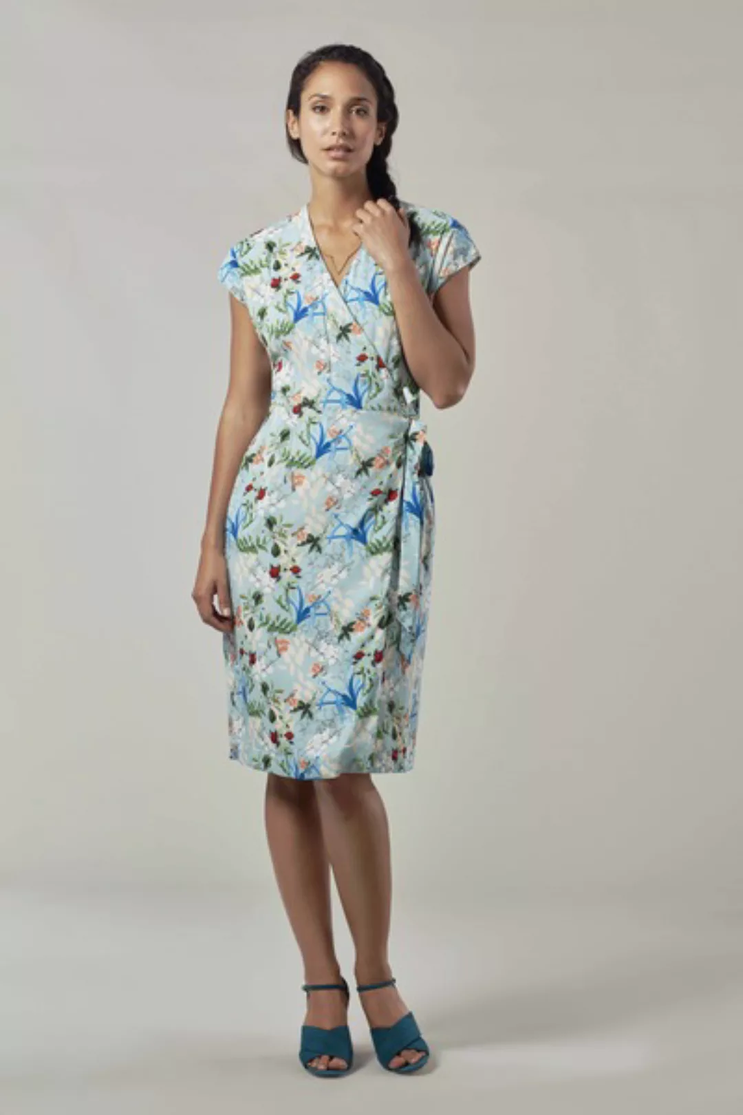 Pansey Kleid - Tropical günstig online kaufen