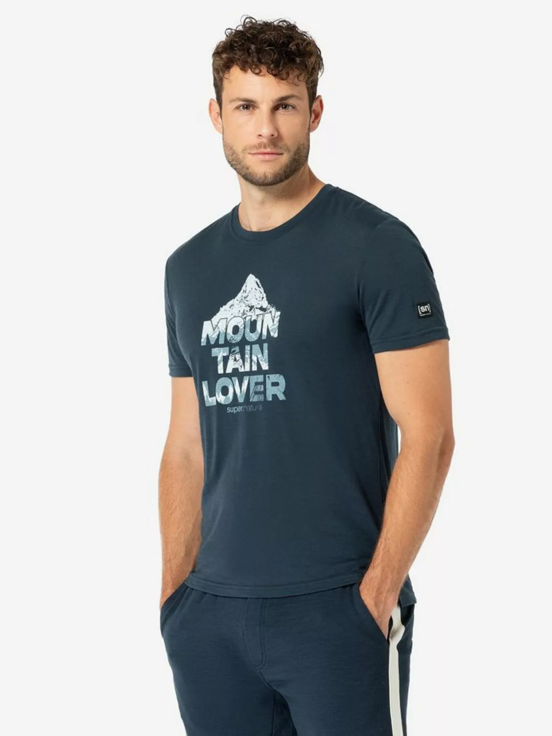 SUPER.NATURAL T-Shirt für Herren, Merino MOUNT RUNDLE Berg Motiv, atmungsak günstig online kaufen