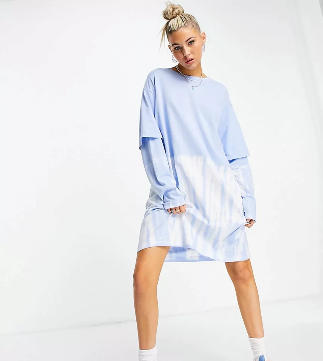 Weekday – Tracy – Langärmliges T-Shirt-Kleid in Blau mit Batikmuster günstig online kaufen