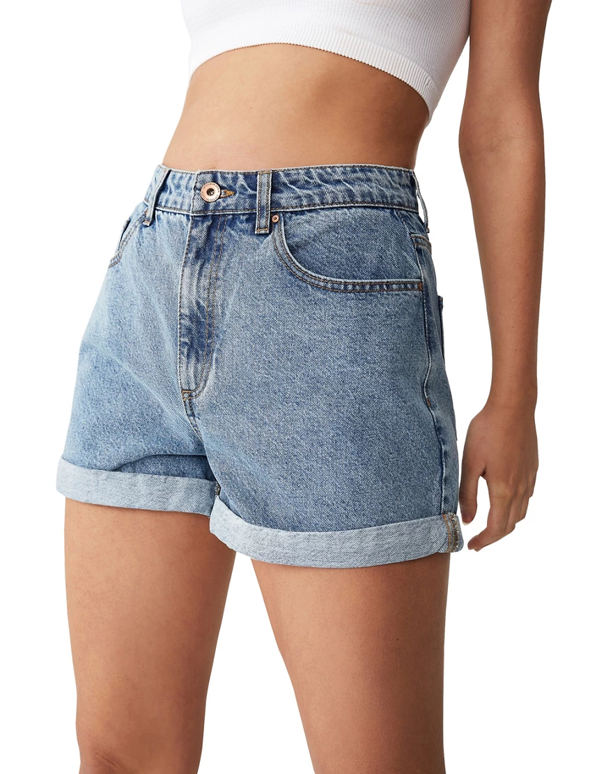 Cotton:On – Mom-Shorts in mittlerer Waschung mit hohem Bund-Blau günstig online kaufen