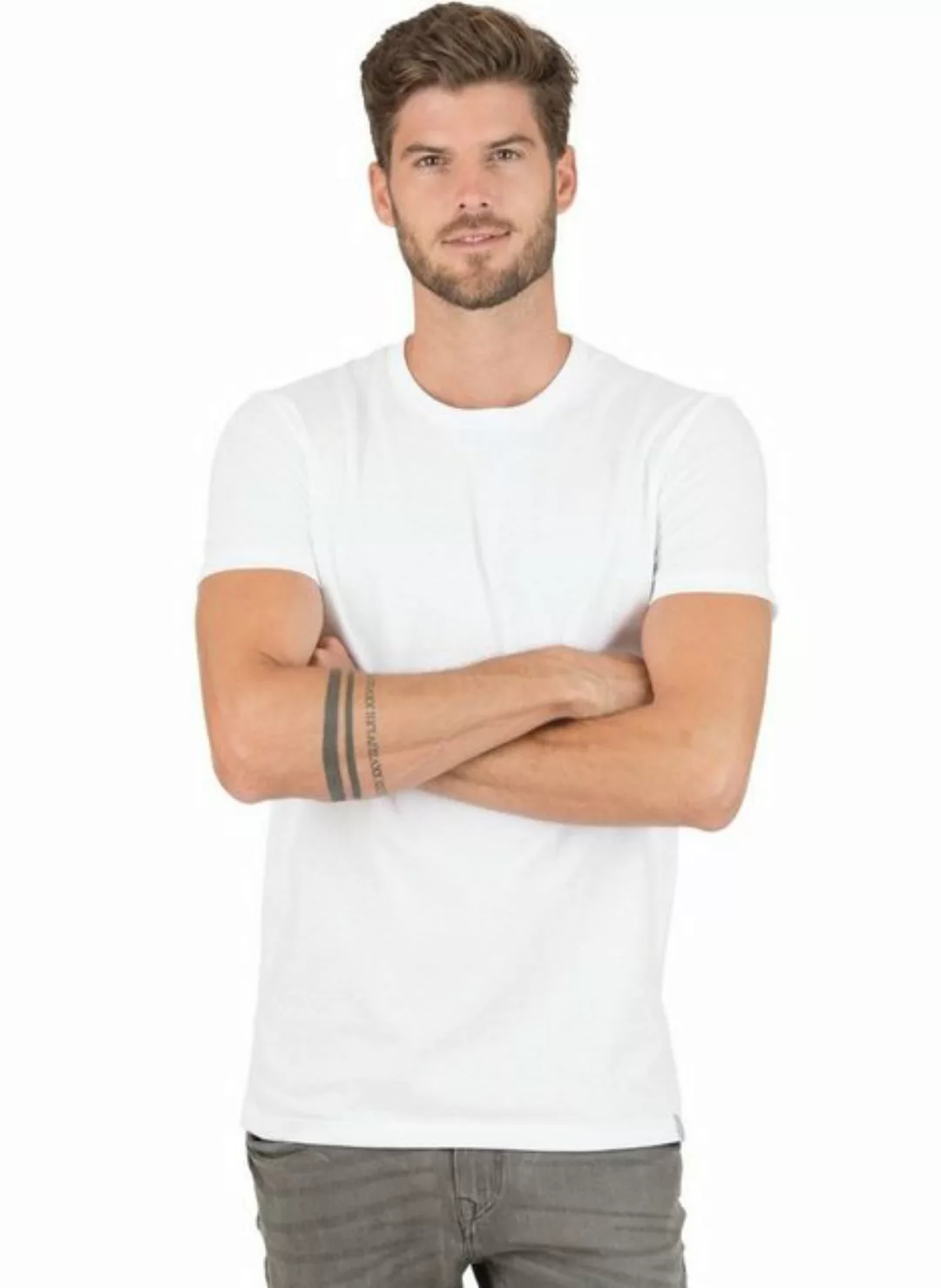 Trigema T-Shirt TRIGEMA Slim Fit T-Shirt aus DELUXE Baumwolle (1-tlg) günstig online kaufen