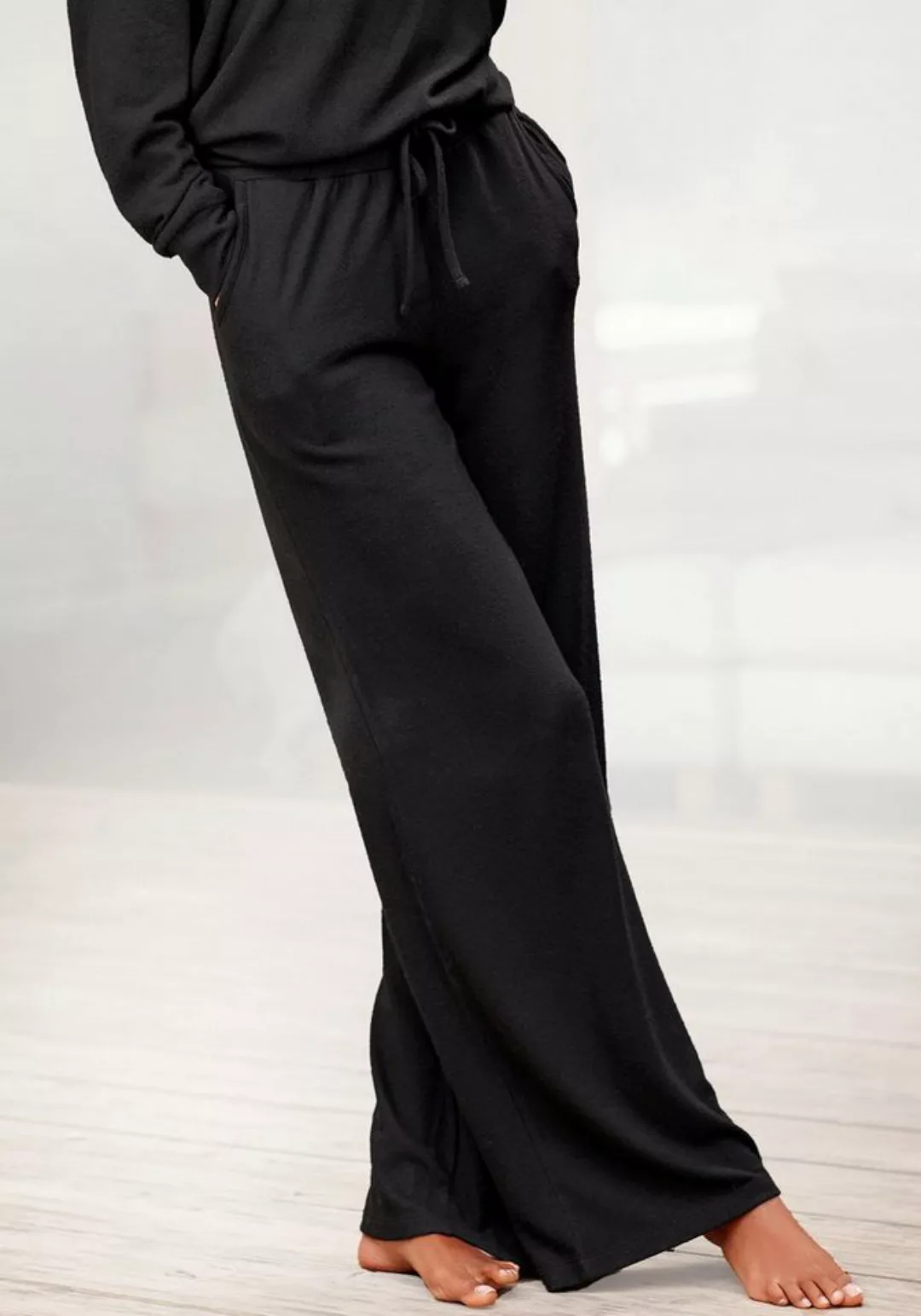 LASCANA Loungehose mit weitem Bein, Loungewear günstig online kaufen