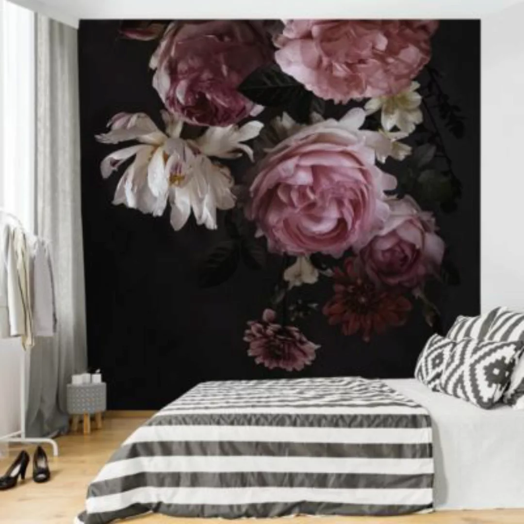 Bilderwelten Fototapete Rosa Blumen auf Schwarz schwarz Gr. 192 x 192 günstig online kaufen