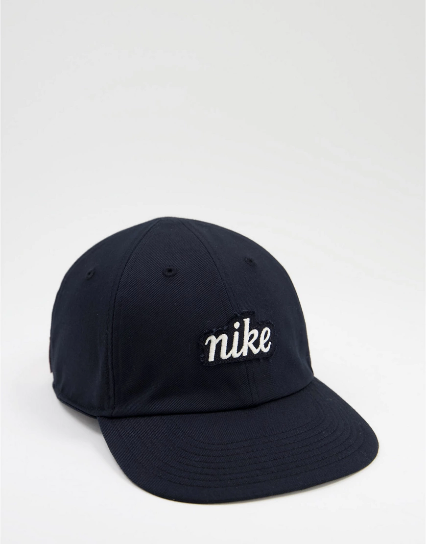 Nike – H86 Heritage– Kappe in Schwarz mit aufgesticktem Logo günstig online kaufen