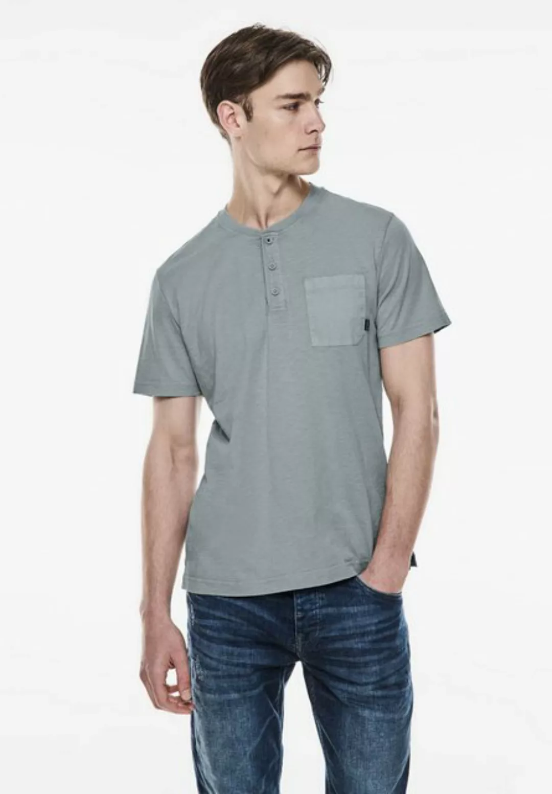 STREET ONE MEN T-Shirt mit Brusttaschen und Knopfleiste günstig online kaufen