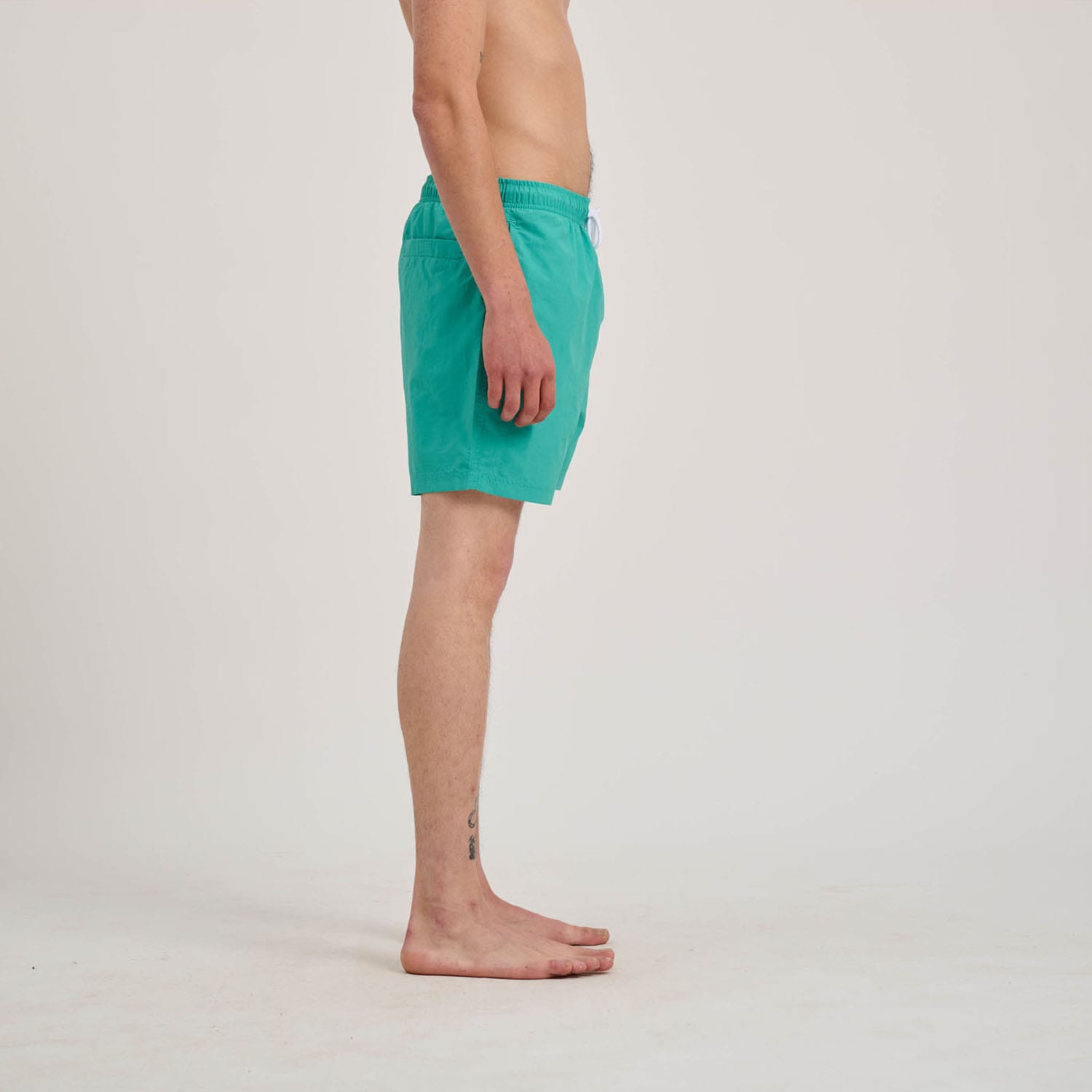 Santa Cruz Badeshorts "CLASSIC DOT SWIMSHORT" günstig online kaufen