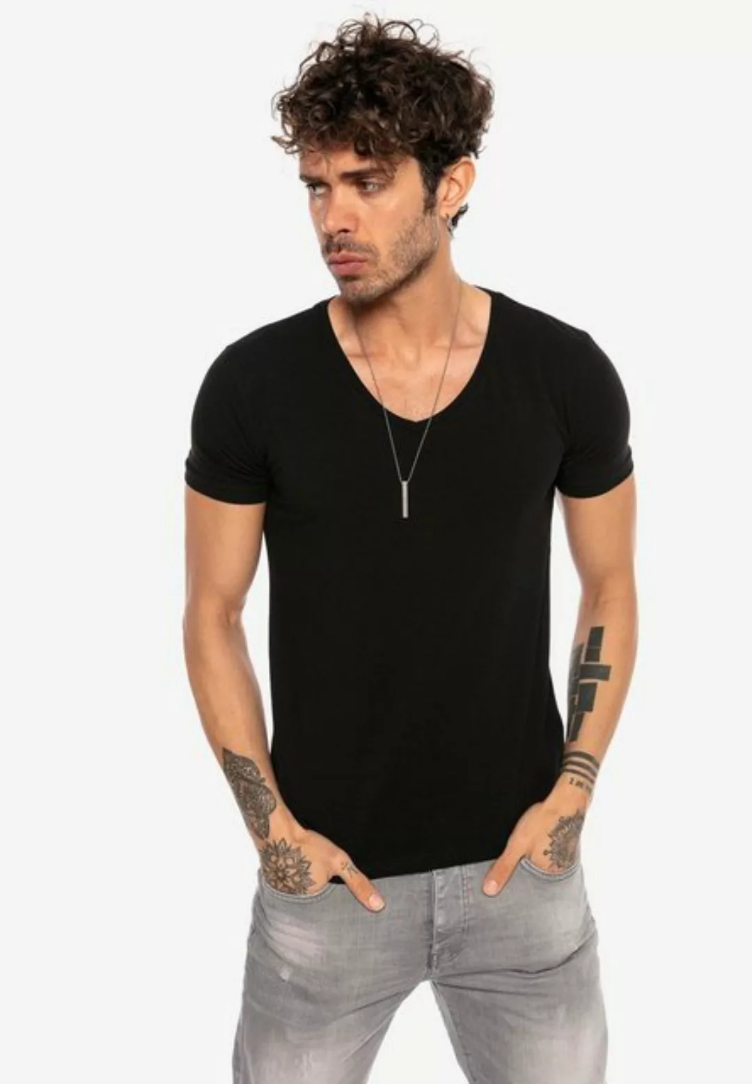 RedBridge T-Shirt Fullerton basic mit Logopatch aus Metall günstig online kaufen