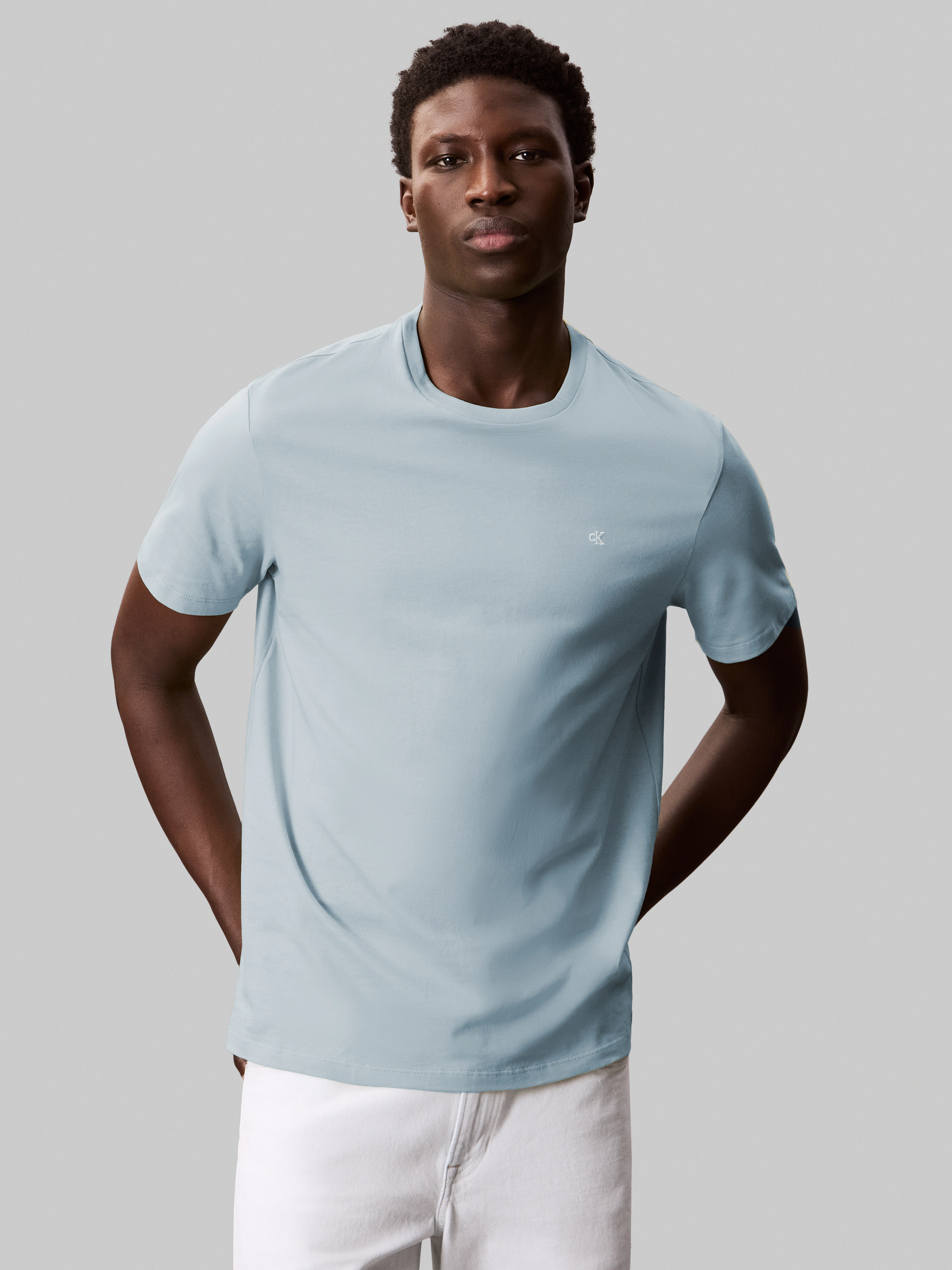 Calvin Klein Jeans T-Shirt "SS SMOOTH CTTN SOLID CREWNK TEE", mit Logo günstig online kaufen