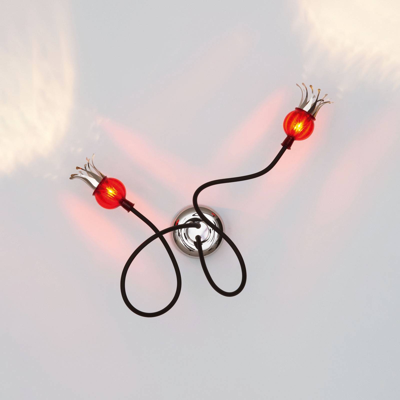 serien.lighting Poppy Decke, 2fl schwarz/rubinrot günstig online kaufen