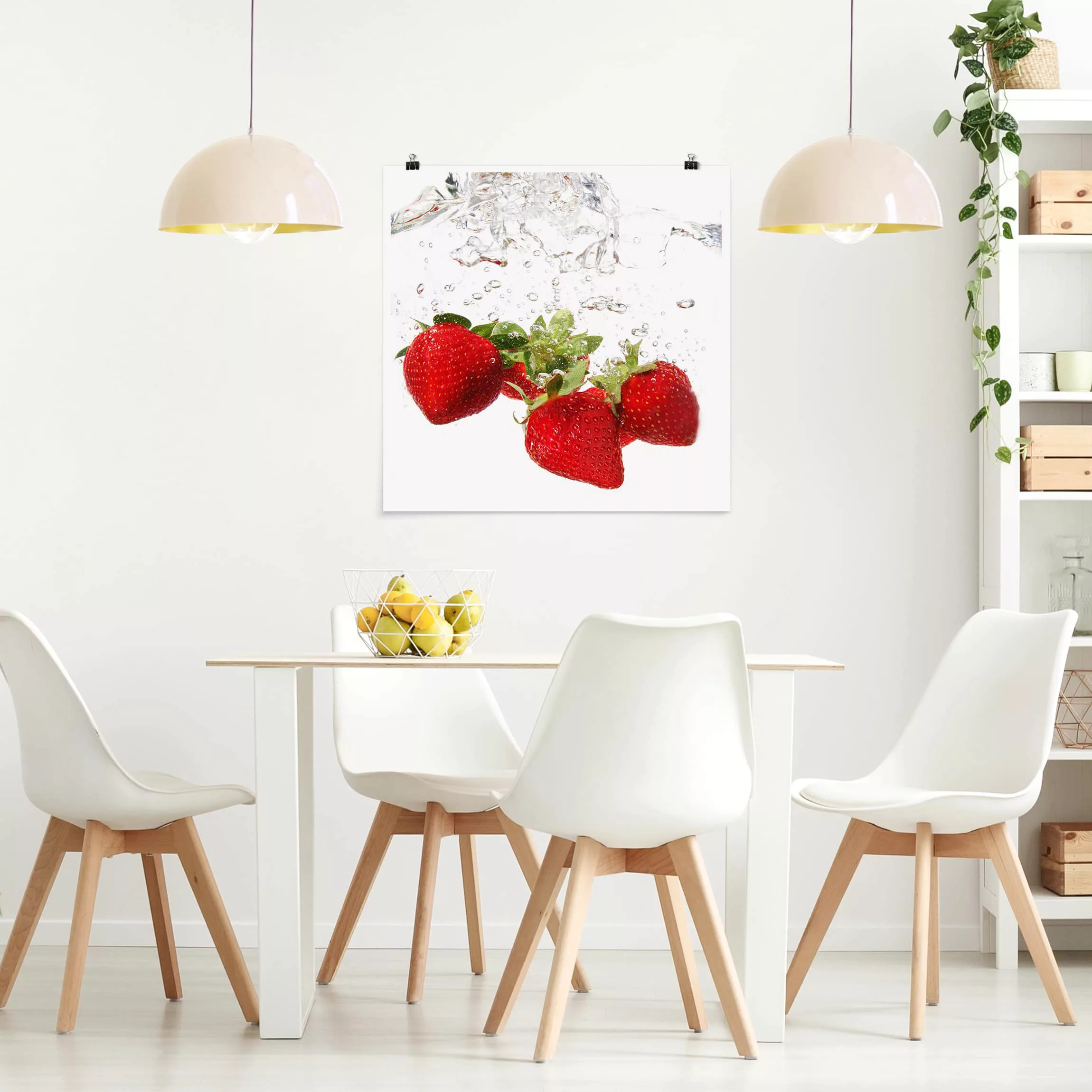 Poster Küche - Quadrat Strawberry Water günstig online kaufen