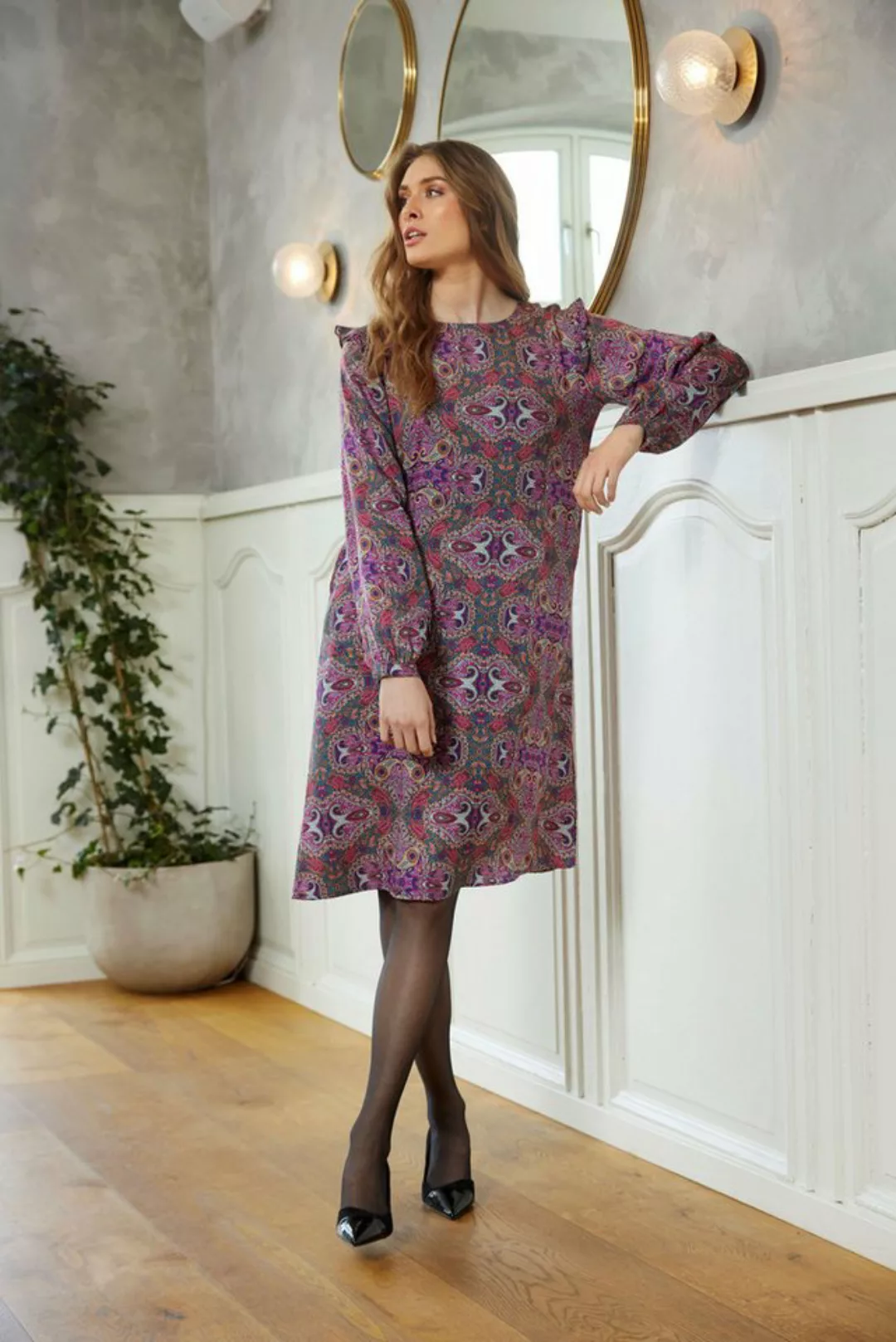 ZE-ZE Nordic Satinkleid Blusenkleid Dalina gemustert fuchsia günstig online kaufen