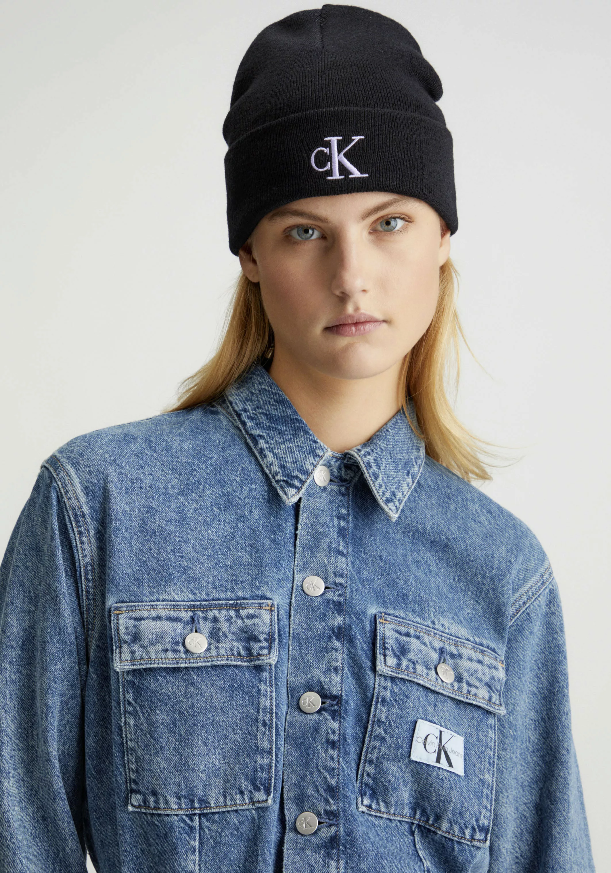 Calvin Klein Jeans Beanie "MONOGRAM EMBRO BEANIE", mit Calvin Klein Jeans S günstig online kaufen