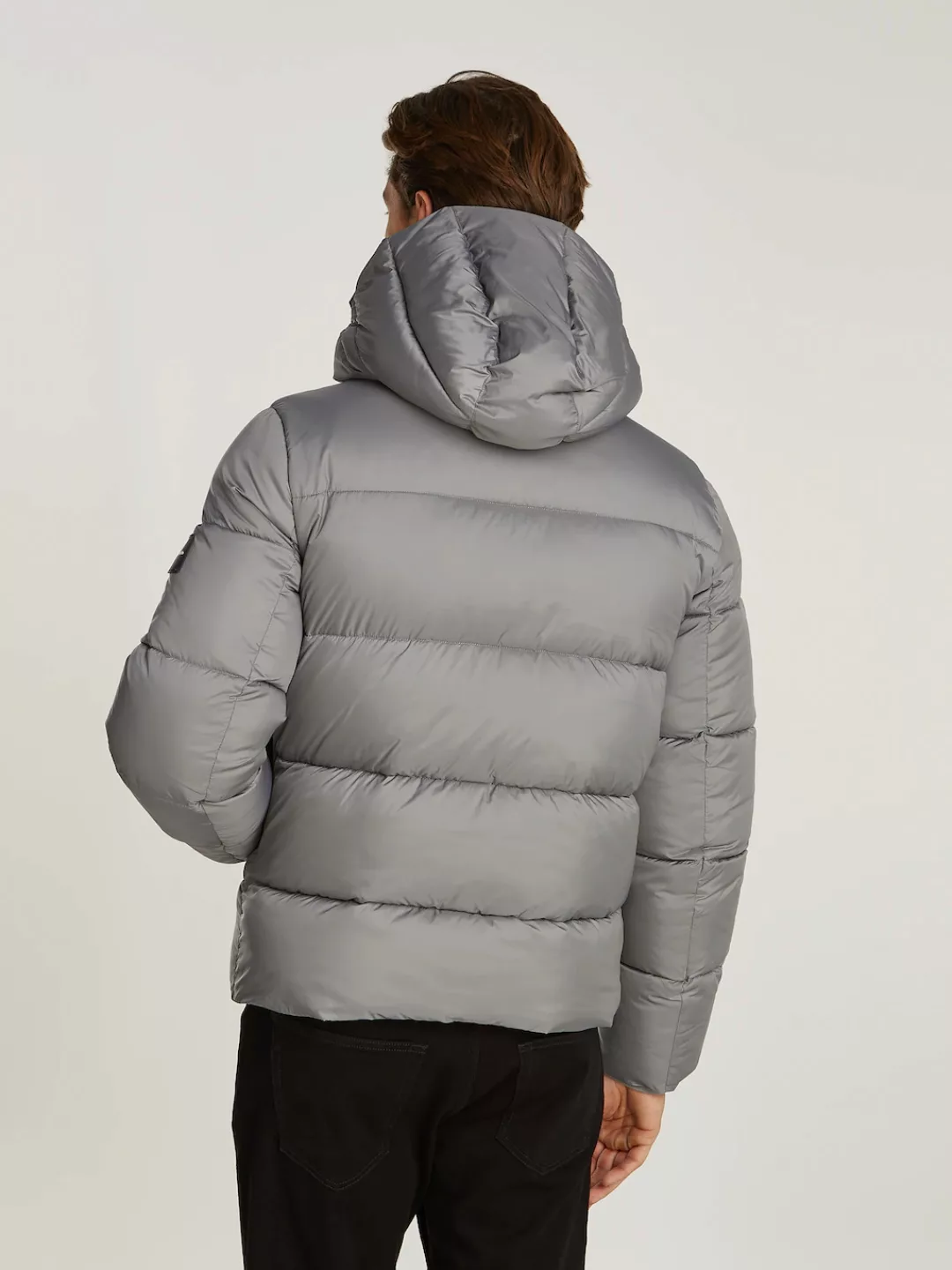 Calvin Klein Outdoorjacke HOODED QUILT PUFFER MW mit Logopatch günstig online kaufen