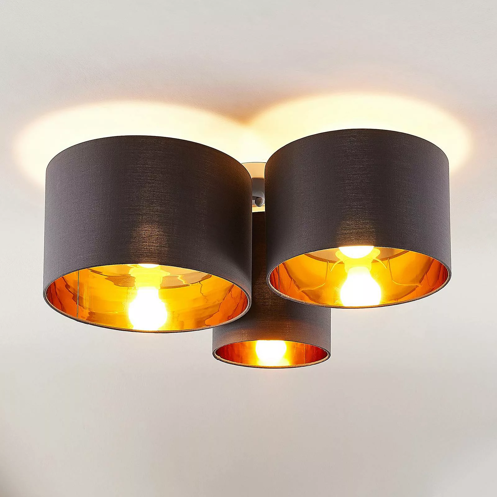 Lindby Laurenz Deckenlampe, 3-fl., grau-gold günstig online kaufen