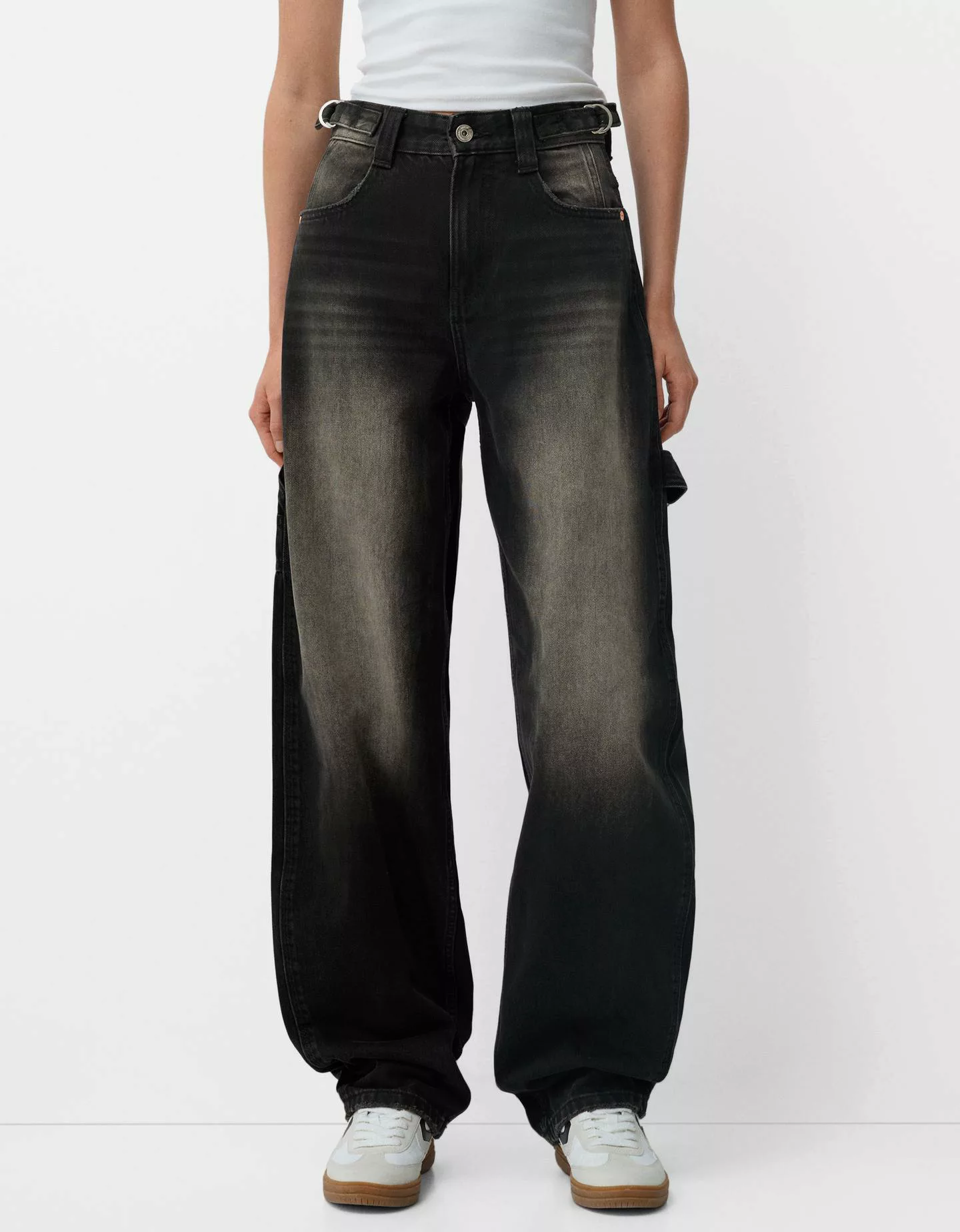 Bershka Verstellbare Workwear-Jeans Im Balloon-Fit Damen 38 Braun günstig online kaufen