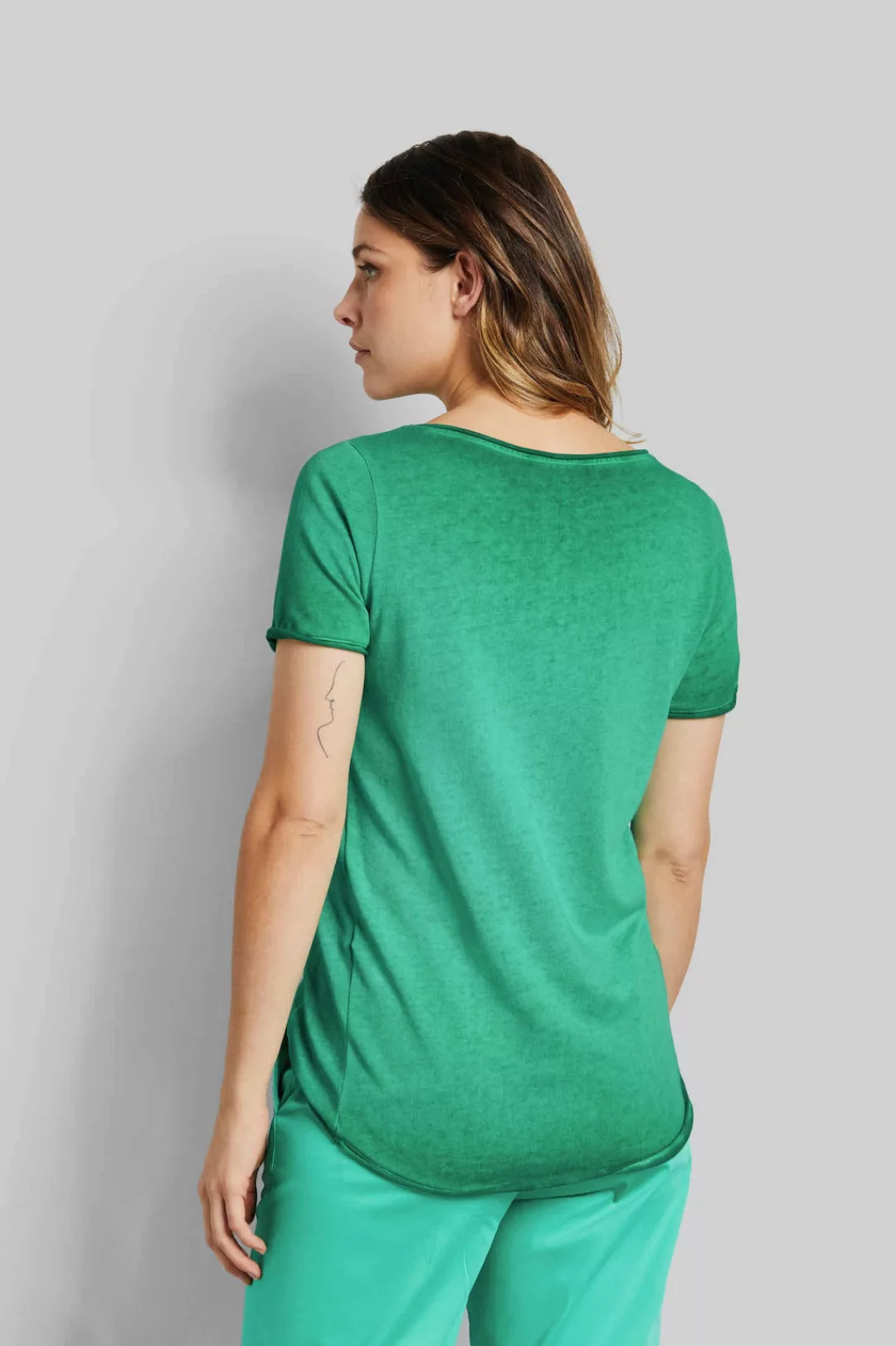 bugatti Rundhalsshirt, mit leicht verwaschener Optik günstig online kaufen