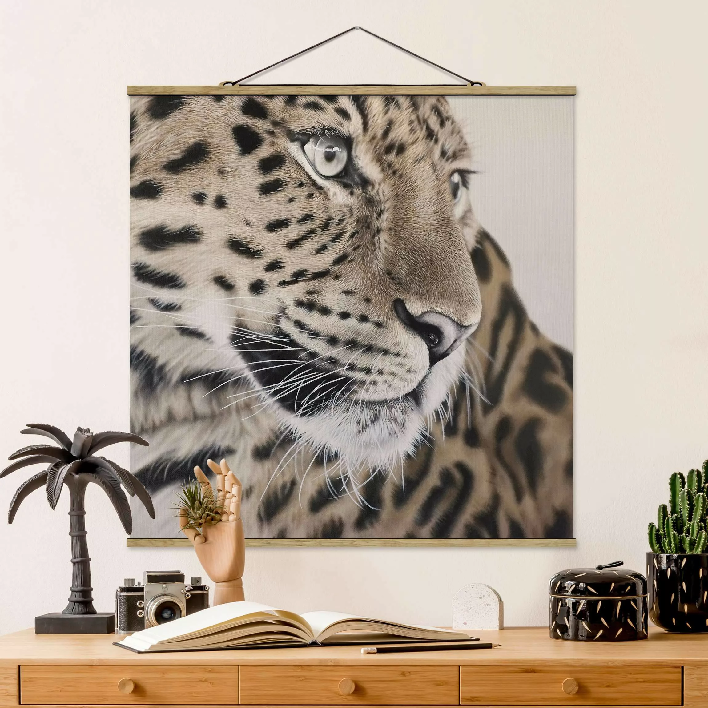 Stoffbild mit Posterleisten Der Leopard günstig online kaufen