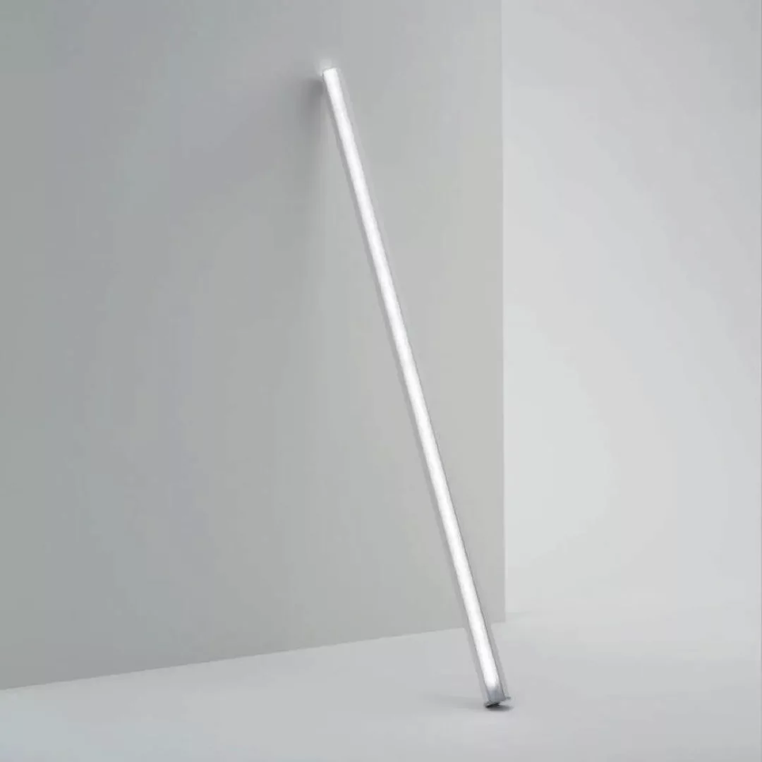 LED Akku Stehleuchte Pencil L in Weiß 18W 1700lm IP65 1460mm mit Ladekabel günstig online kaufen