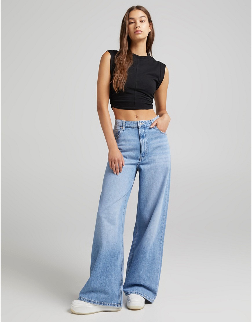Bershka – Jeans im Stil der 90er mit super weitem Bein in Blau günstig online kaufen