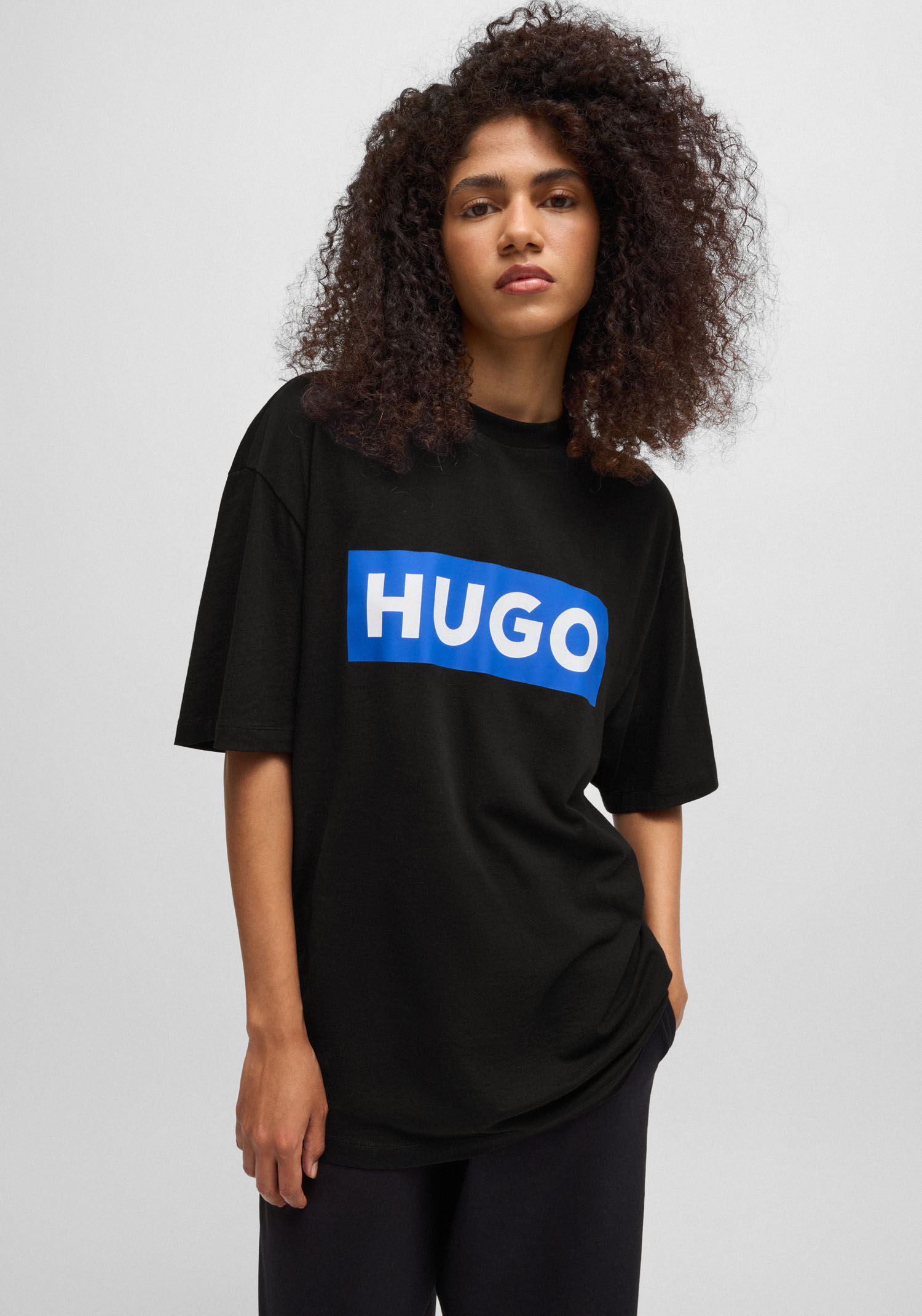 HUGO Blue T-Shirt "Nico", mit großem Logo-Print, Unisex günstig online kaufen