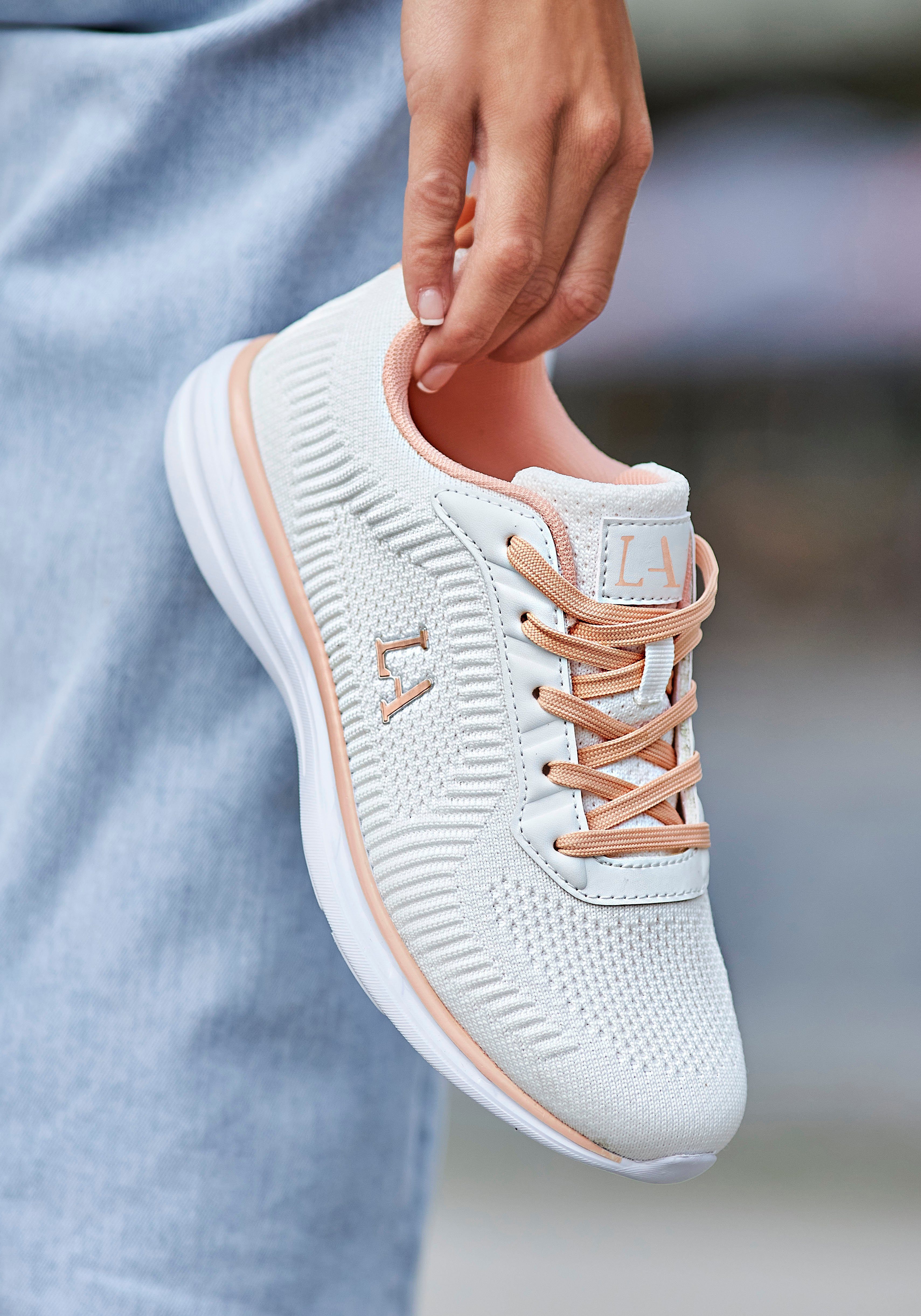 LASCANA Sneaker Freizeitschuh, Halbschuh im sportiven günstig online kaufen