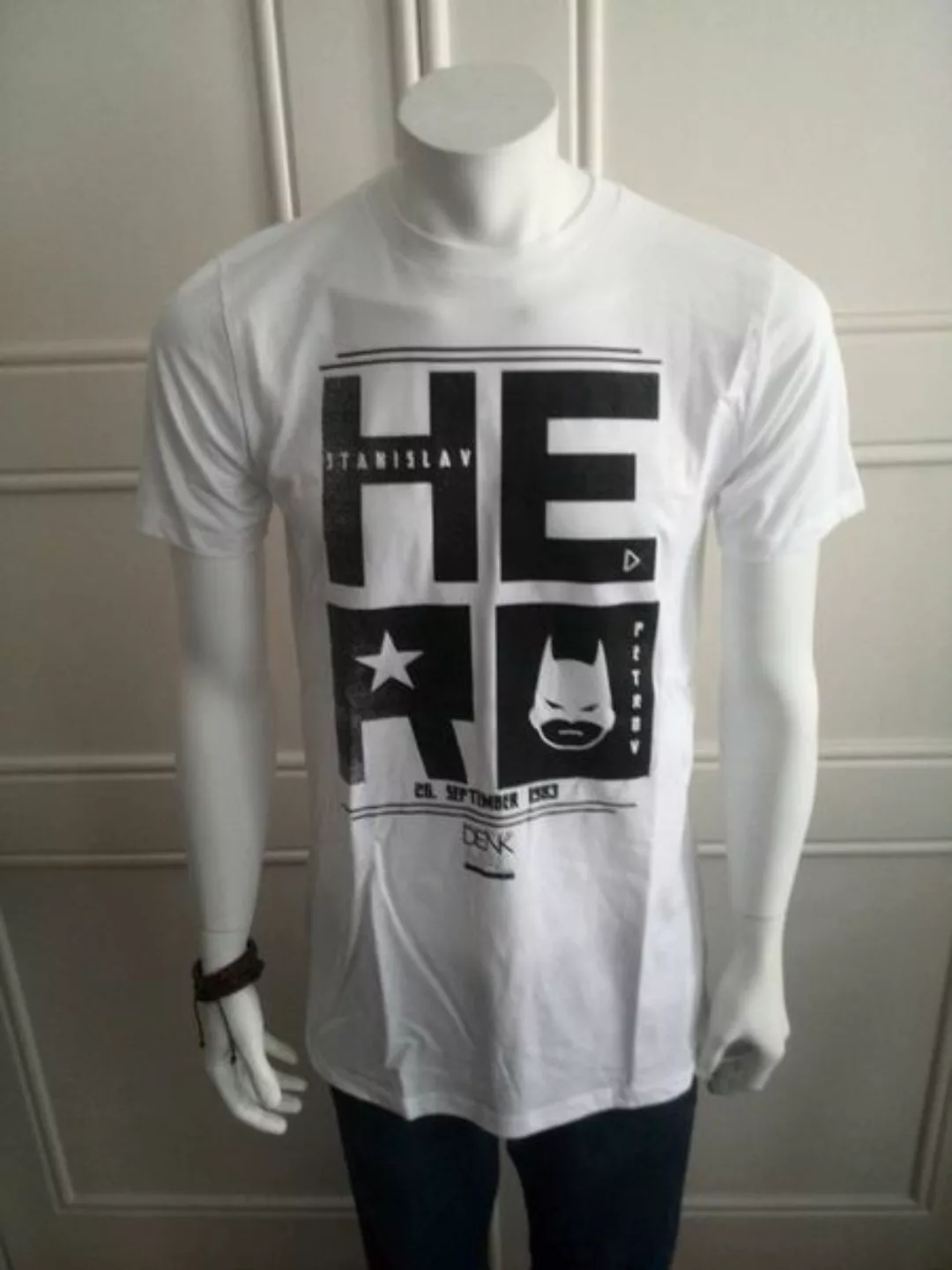 Hero Longshirt “White” günstig online kaufen