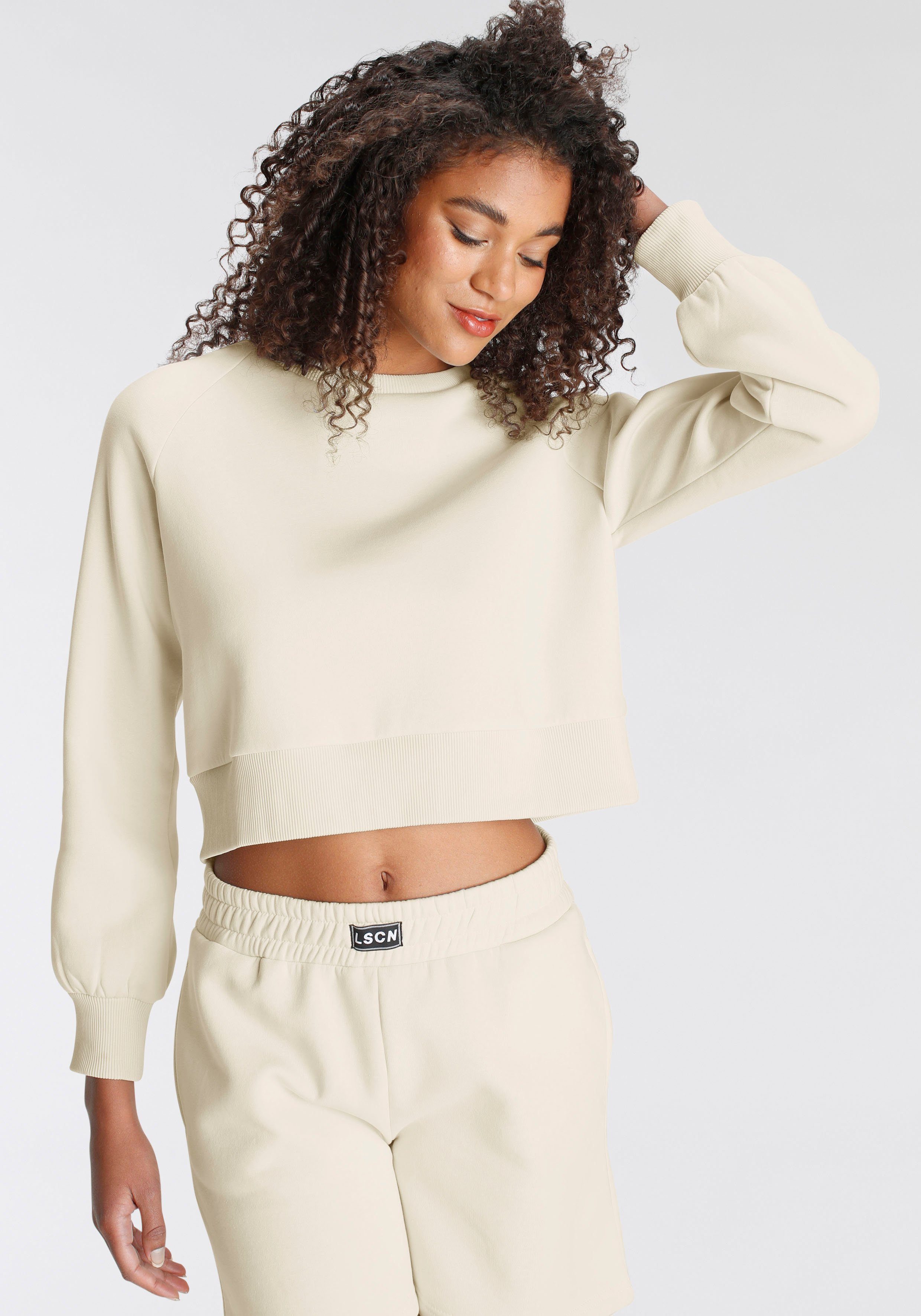 LSCN by LASCANA Sweatshirt mit Ziernähten, günstig online kaufen