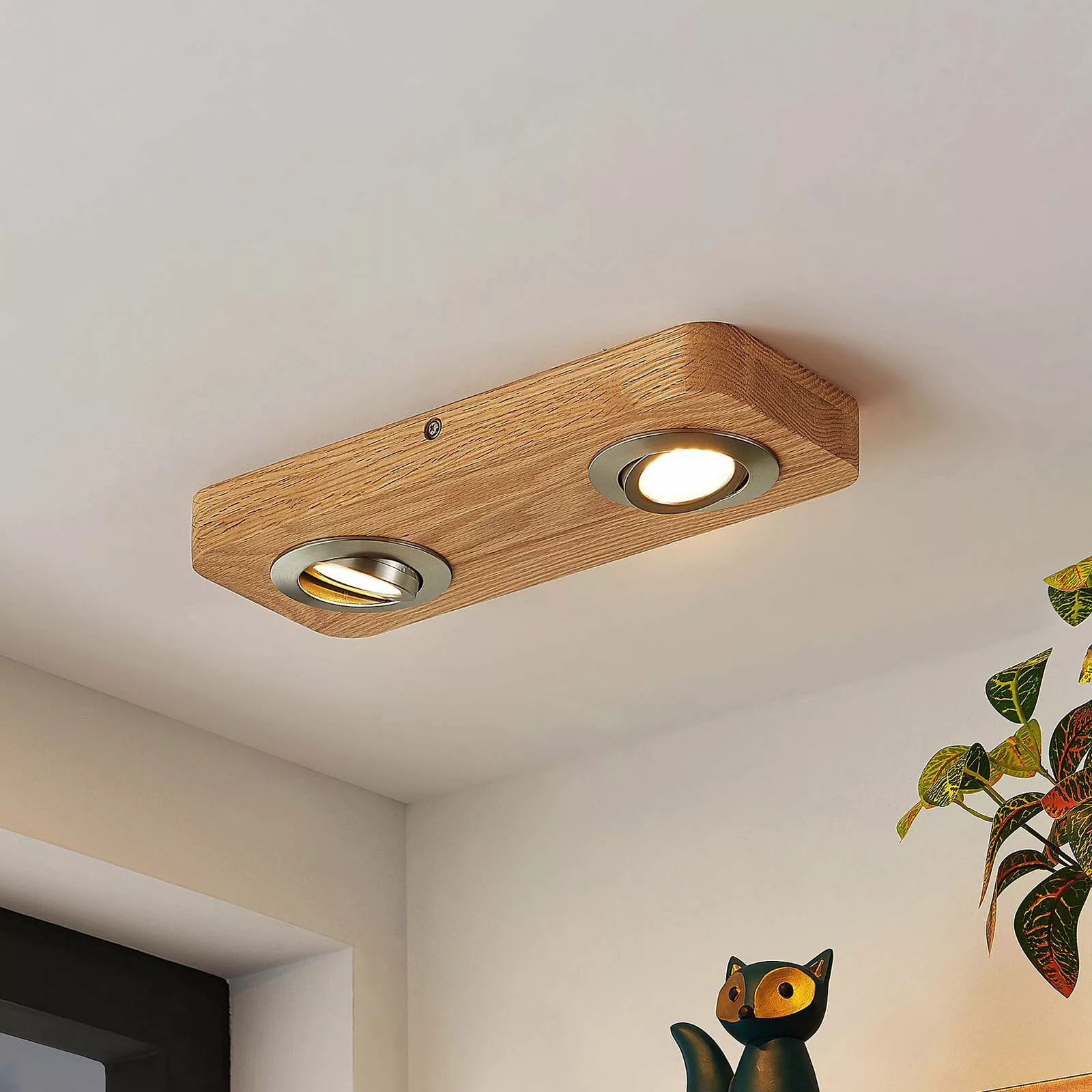 Lindby LED-Deckenleuchte Mikari, 30 cm, Holz, schwenkbar günstig online kaufen