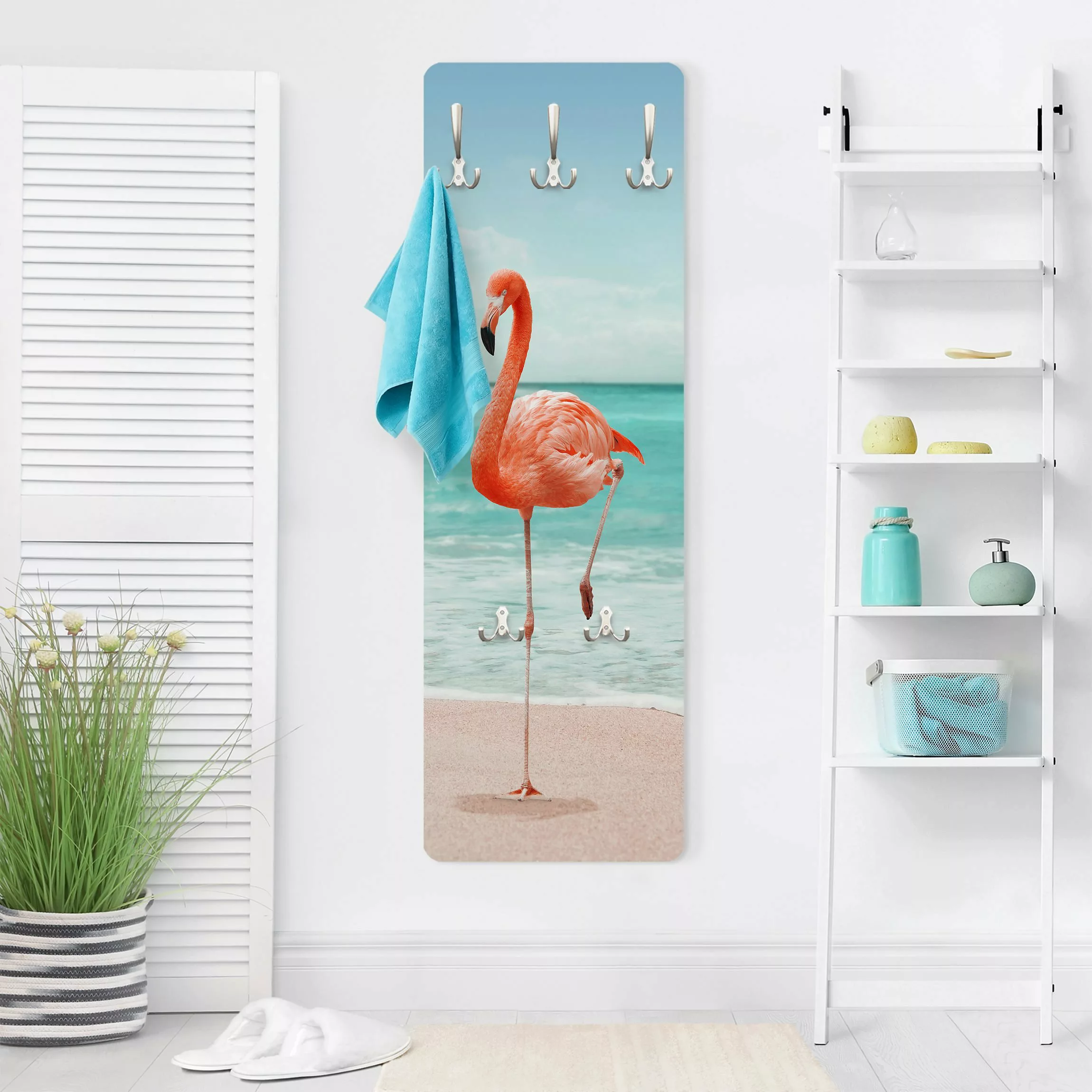 Wandgarderobe Holzpaneel Natur & Landschaft Strand mit Flamingo günstig online kaufen