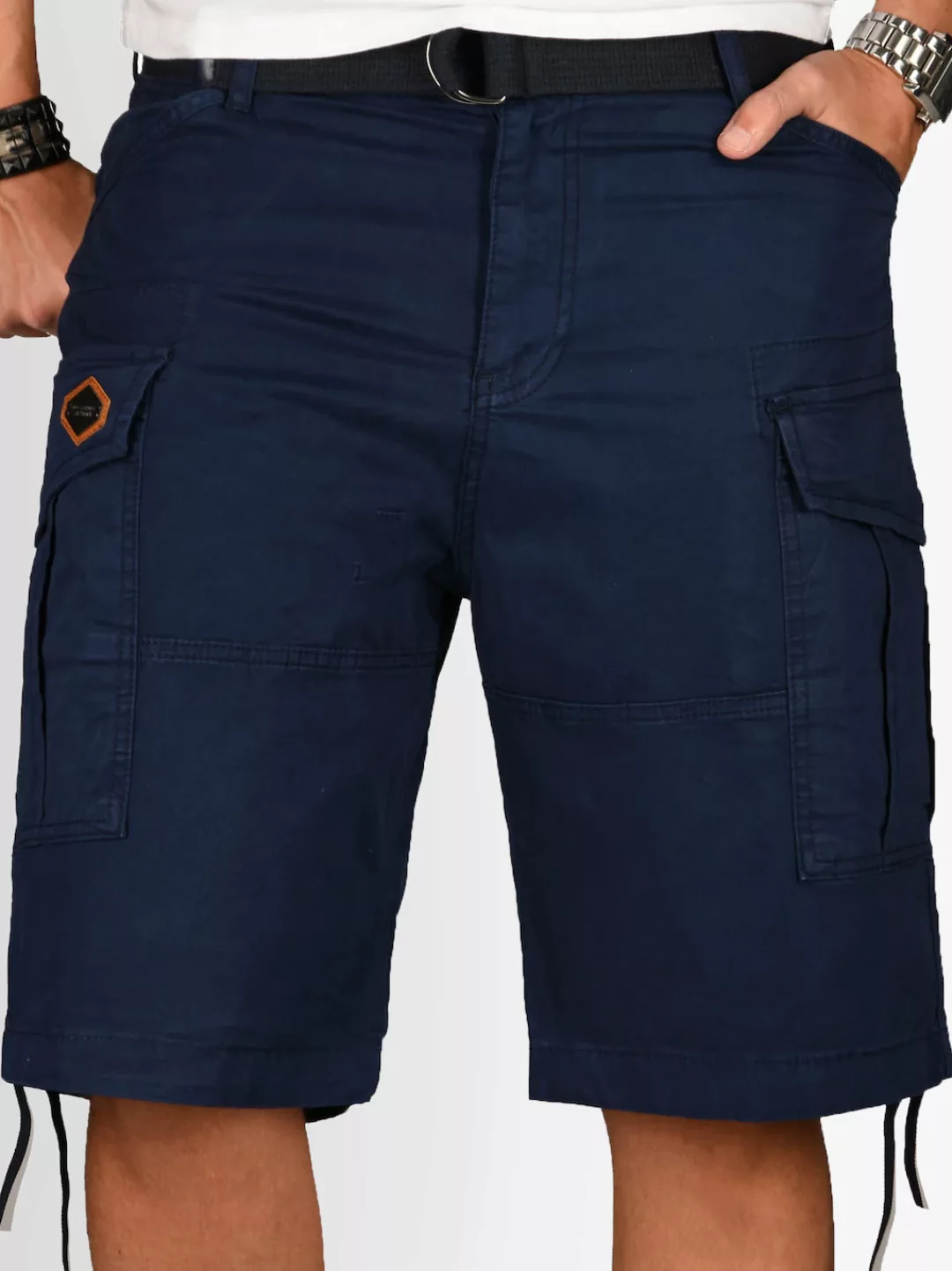 Alessandro Salvarini Cargoshorts "ASLeon", inklusive passendem Gürtel günstig online kaufen