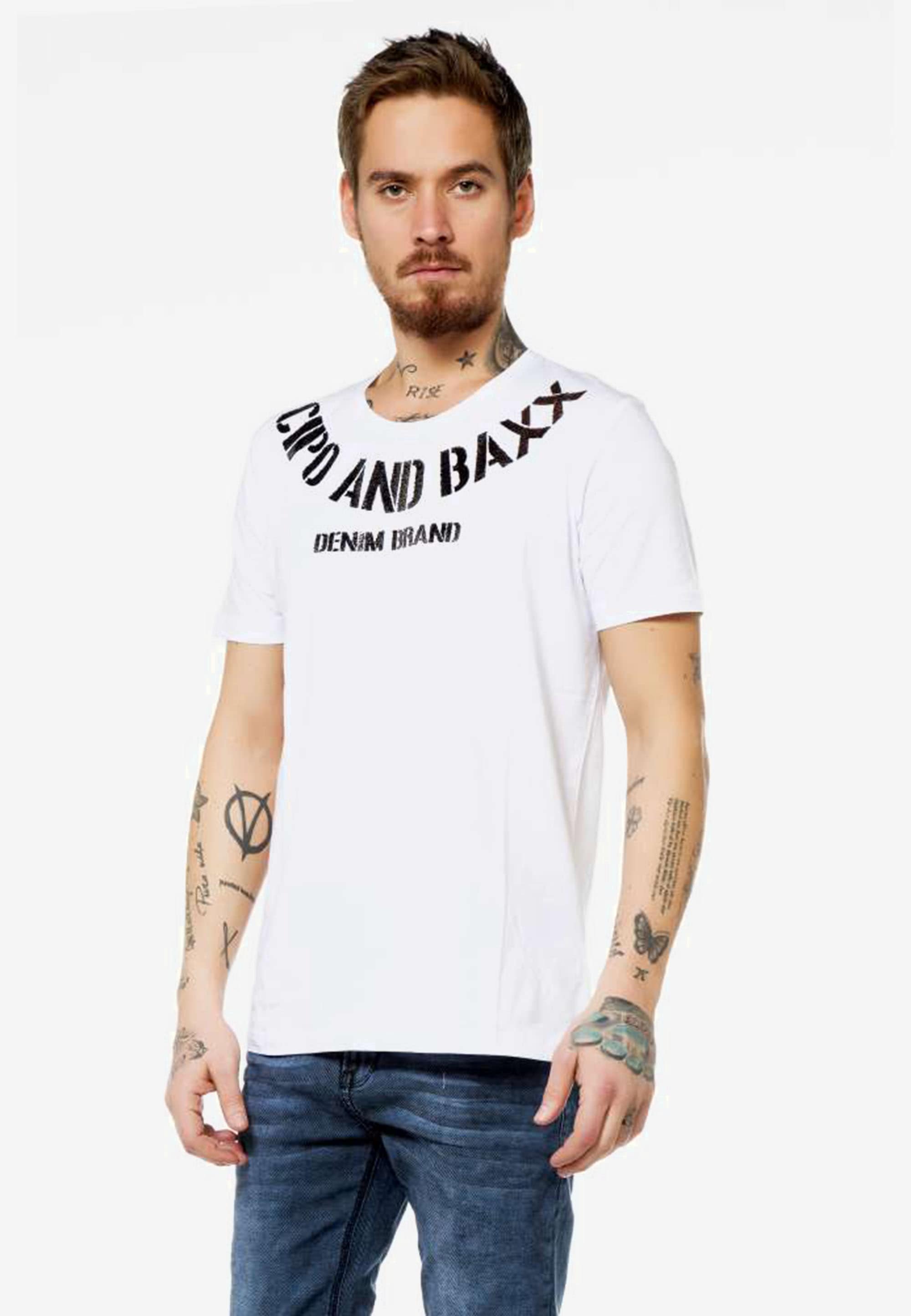 Cipo & Baxx T-Shirt, mit dezentem Frontprint günstig online kaufen
