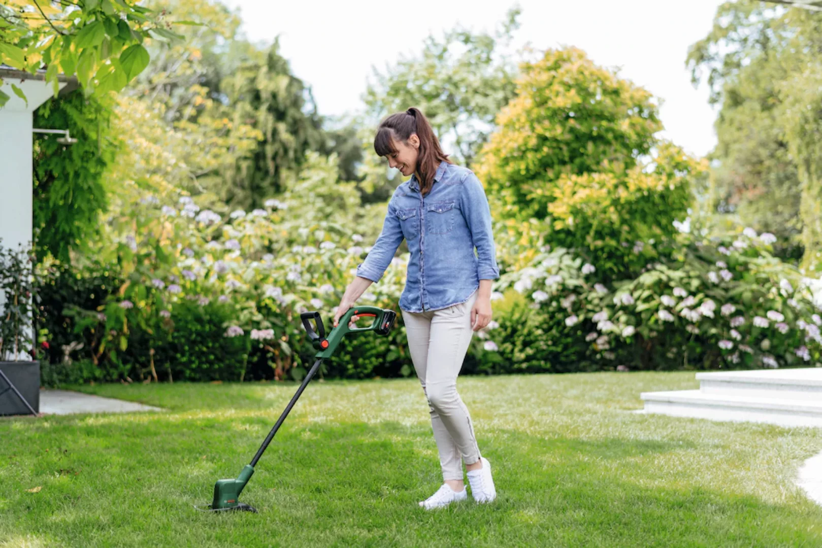 Bosch Akku-Rasentrimmer EasyGrassCut 18V-26 Solo günstig online kaufen