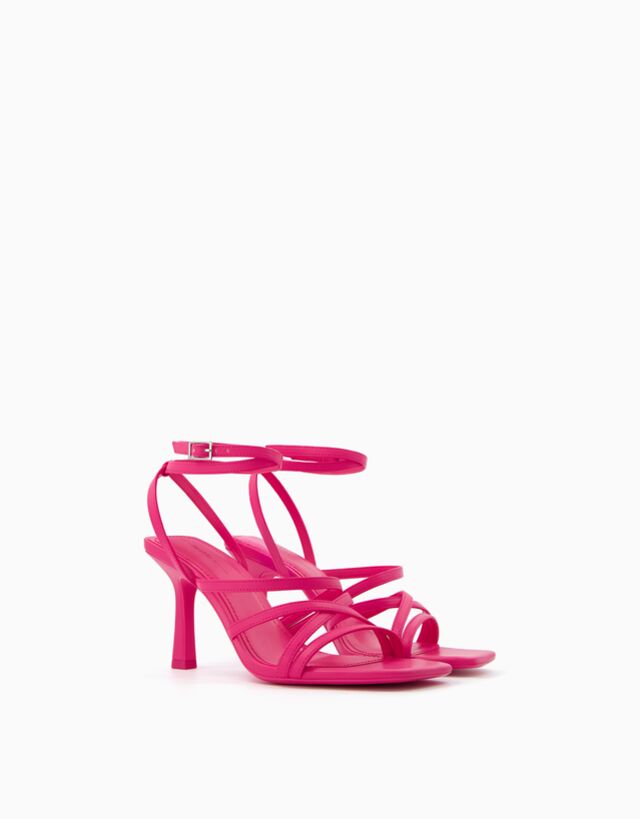 Bershka Sandalen Mit Absatz Und Knöchelriemchen Damen 40 Fuchsia günstig online kaufen