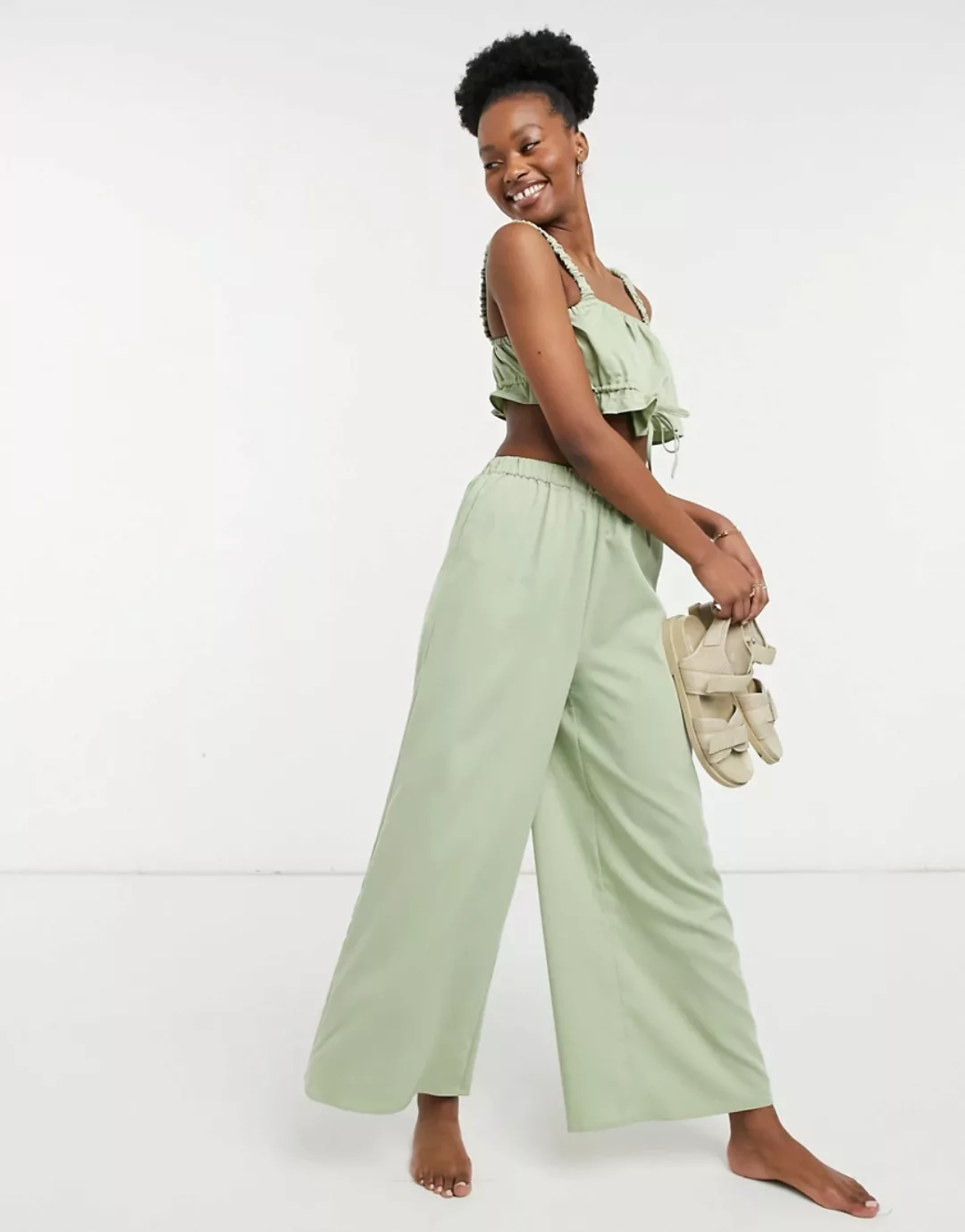 Fashion Union – Exklusive Strandhose mit hoher Taille und weitem Bein in Gr günstig online kaufen