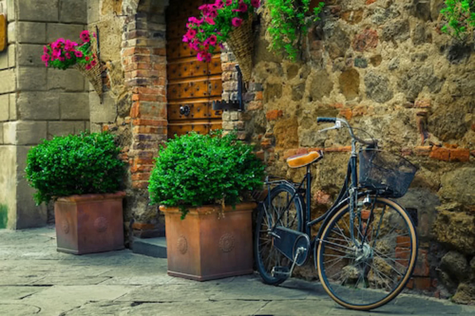 Papermoon Fototapete »Fahrrad vor Steinmauer« günstig online kaufen