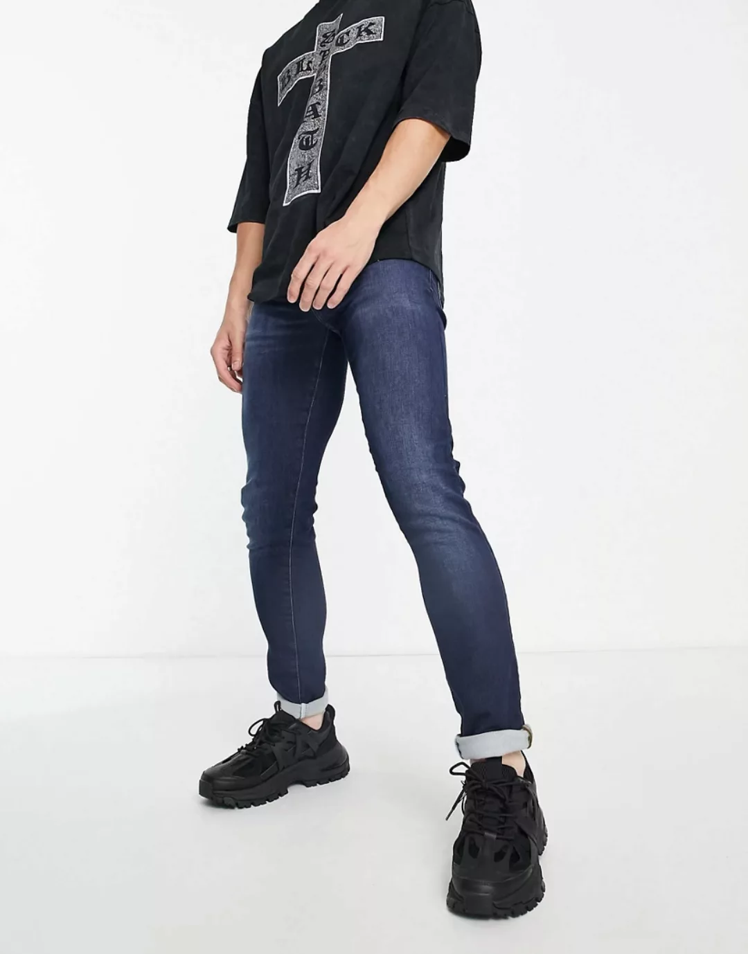 Armani Exchange – J14 – Enge Jeans in mittlerer Waschung-Blau günstig online kaufen
