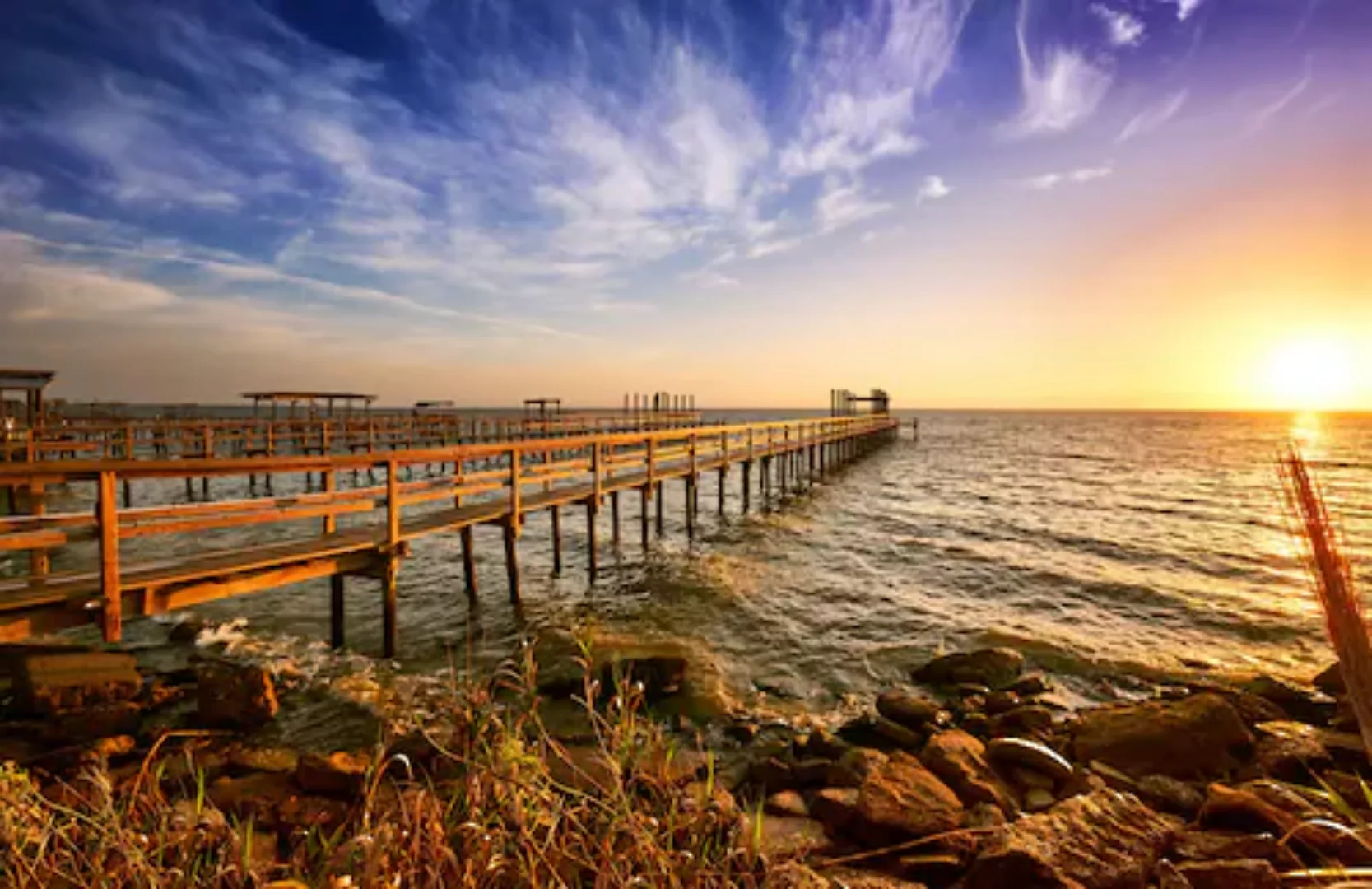 Papermoon Fototapete »HOLZ-BRÜCKE-TEXAS PIER STEG MEER SEE STRAND SONNE BUC günstig online kaufen