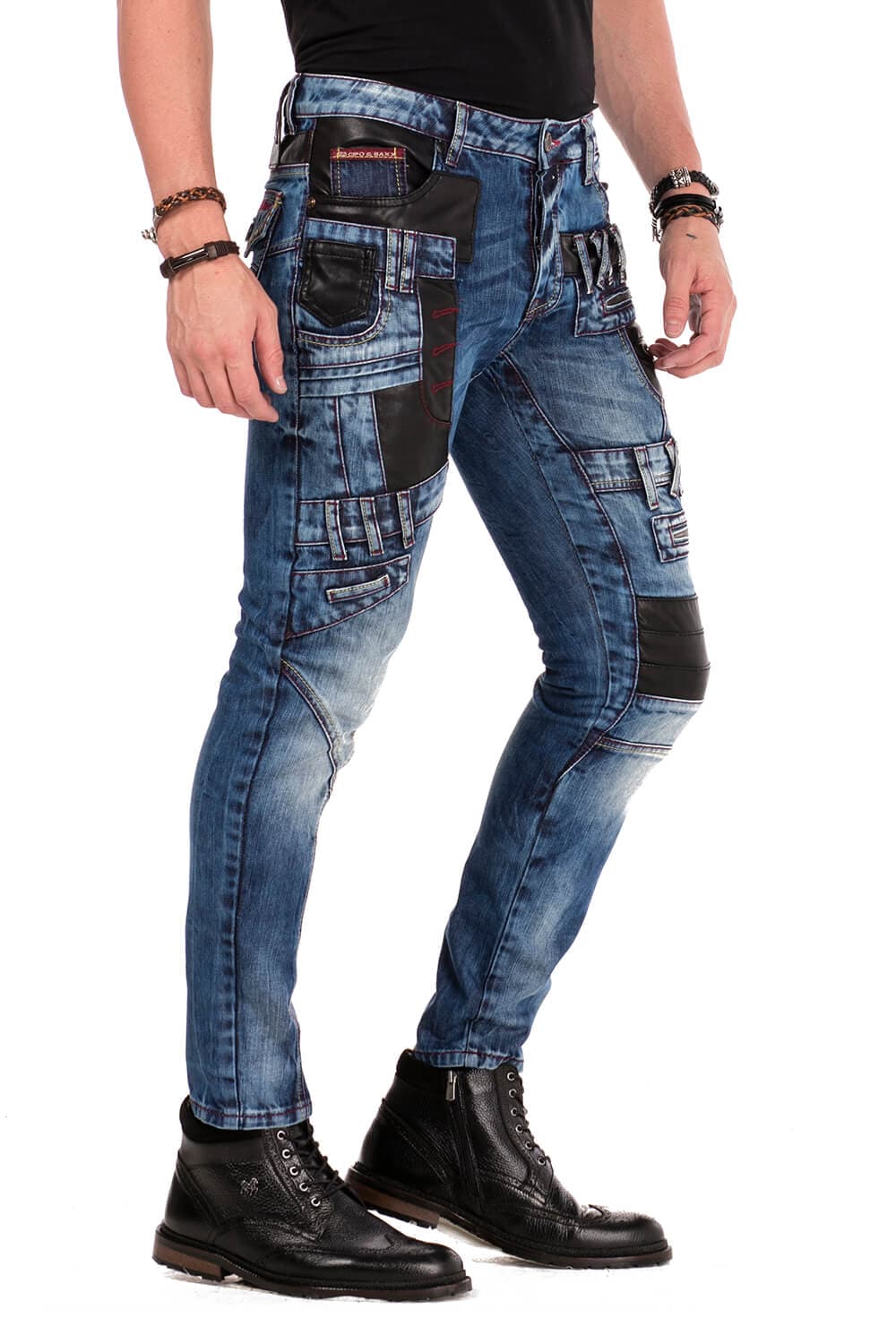 Cipo & Baxx Bequeme Jeans mit Kunstleder-Applikationen in Straight Fit günstig online kaufen