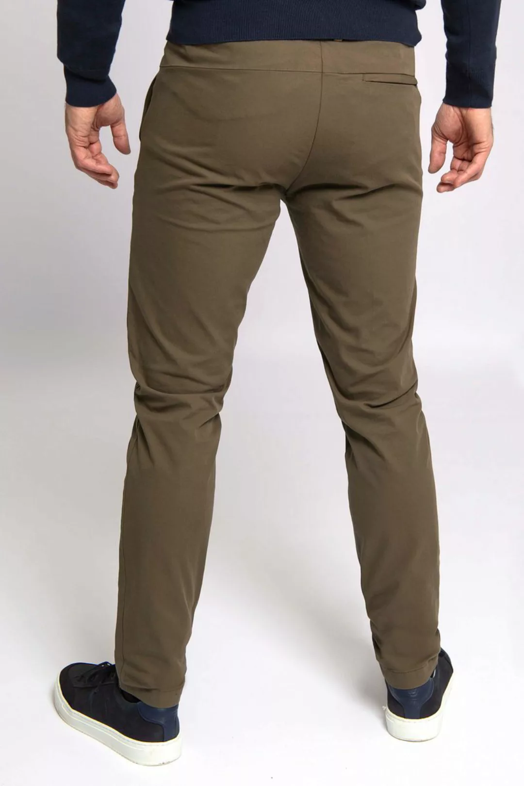 Vanguard V12 Chino Khaki Braun - Größe W 33 - L 34 günstig online kaufen