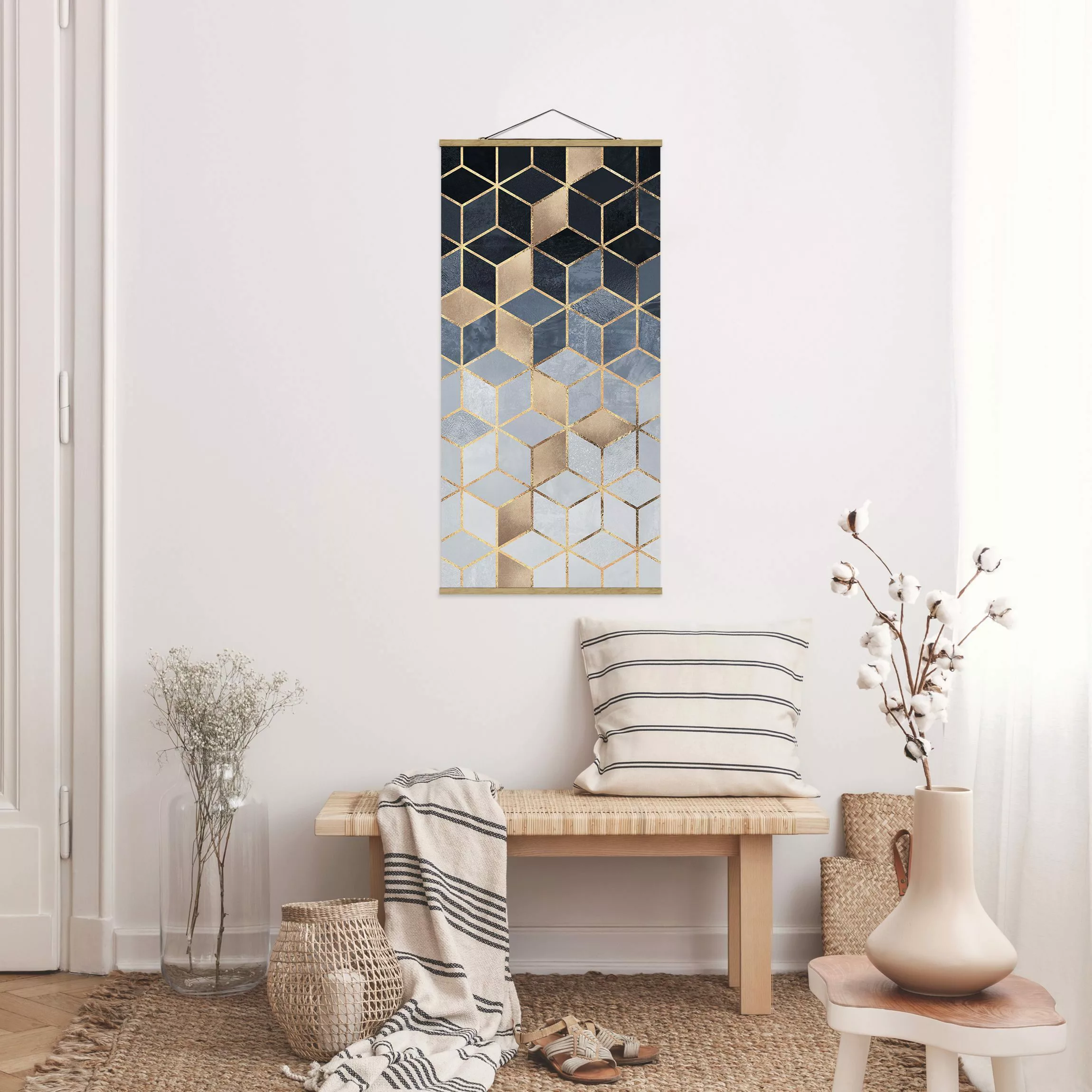 Stoffbild Abstrakt mit Posterleisten - Hochformat Blau Weiß goldene Geometr günstig online kaufen