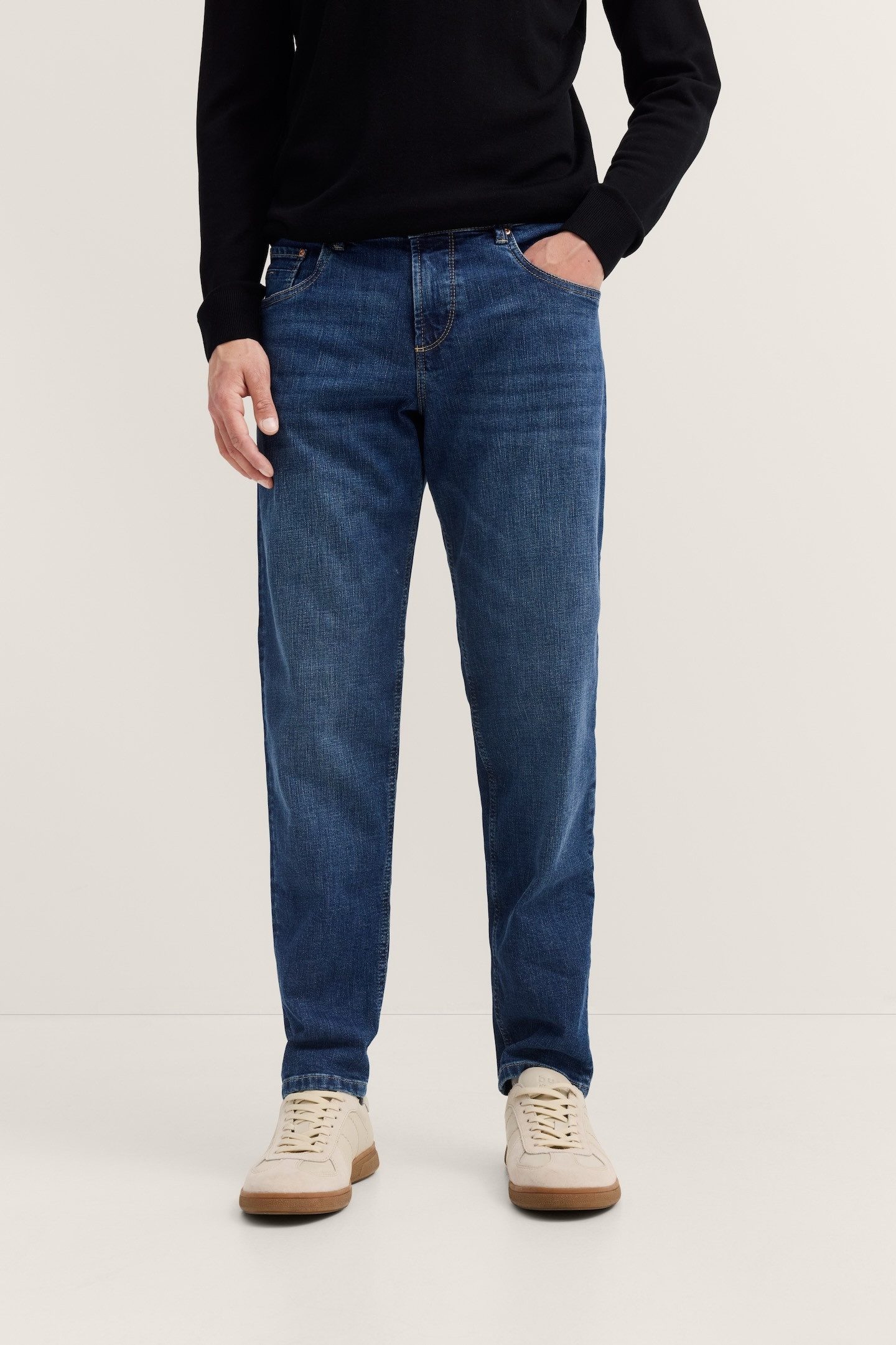 bugatti 5-Pocket-Jeans "Tapered Fit", aus Stretch Handcrafted Denim günstig online kaufen