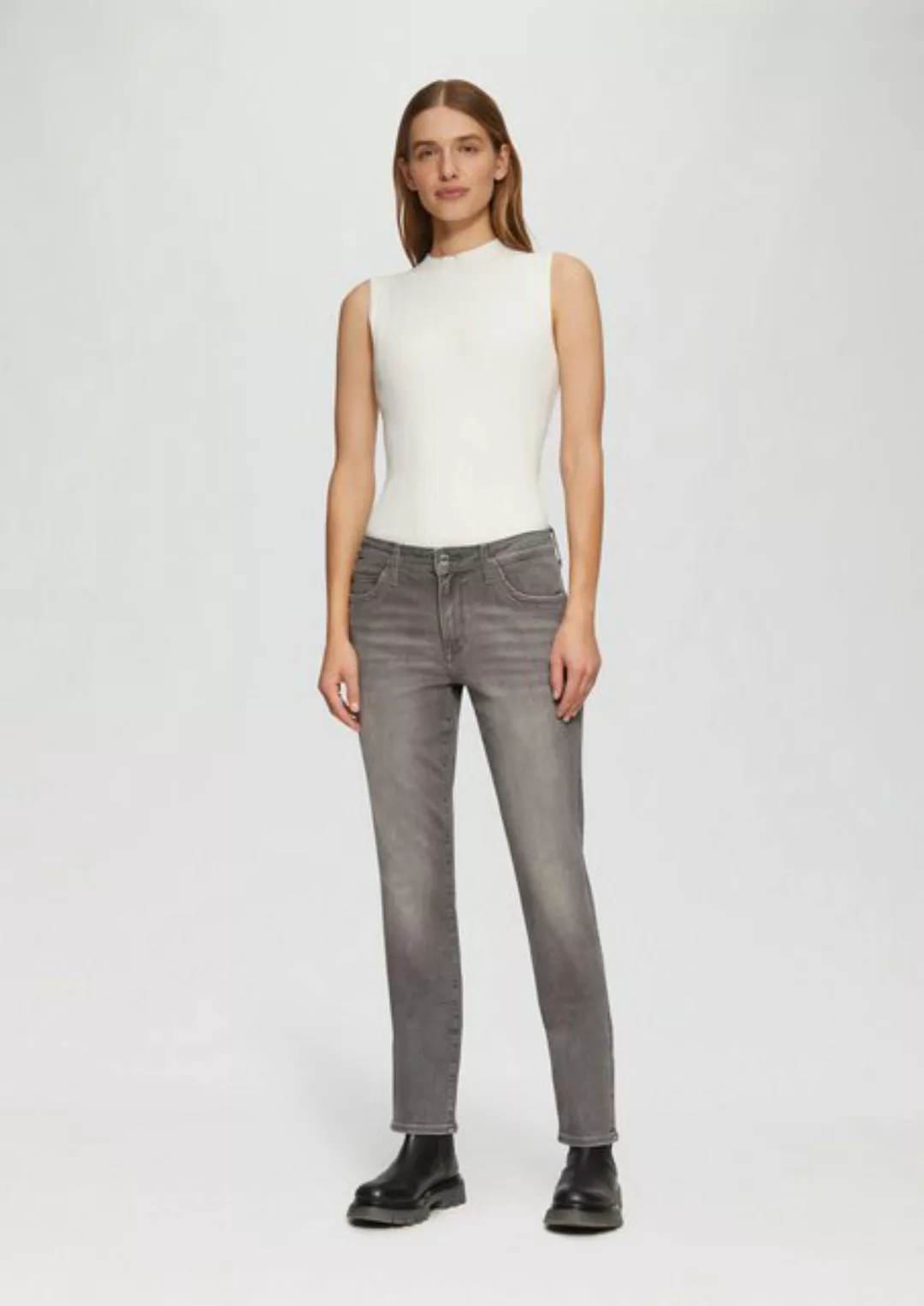 s.Oliver Gerade Jeans s.Oliver - Jeans Karolin - Regular Fit, Mid Rise, Str günstig online kaufen