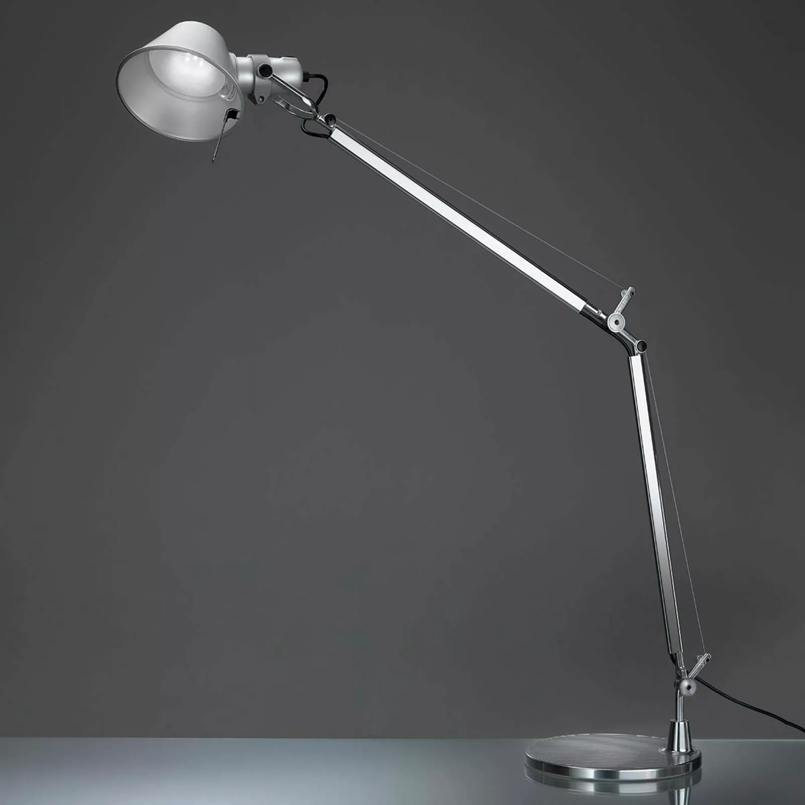 Artemide Tolomeo Tischleuchte Präsenzsensor 2700 K günstig online kaufen