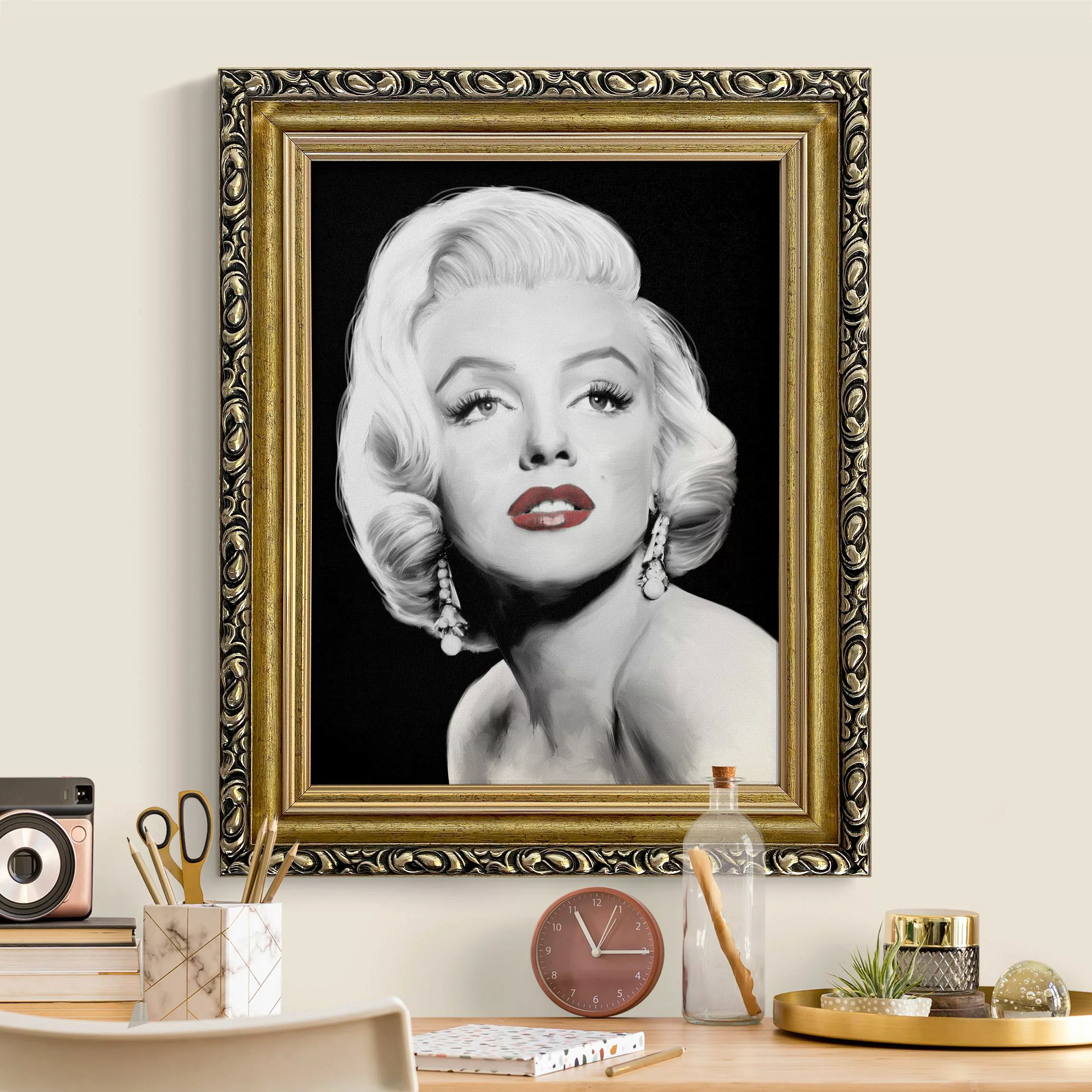 Gerahmtes Leinwandbild Marilyn mit Ohrschmuck günstig online kaufen