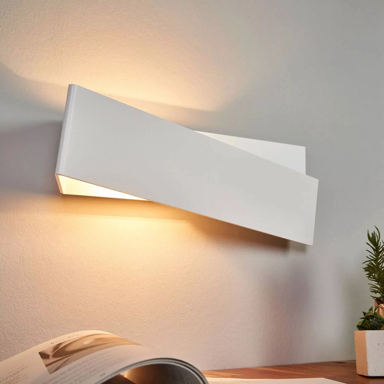 Wandleuchte Zig Zag in weiß 43 cm günstig online kaufen