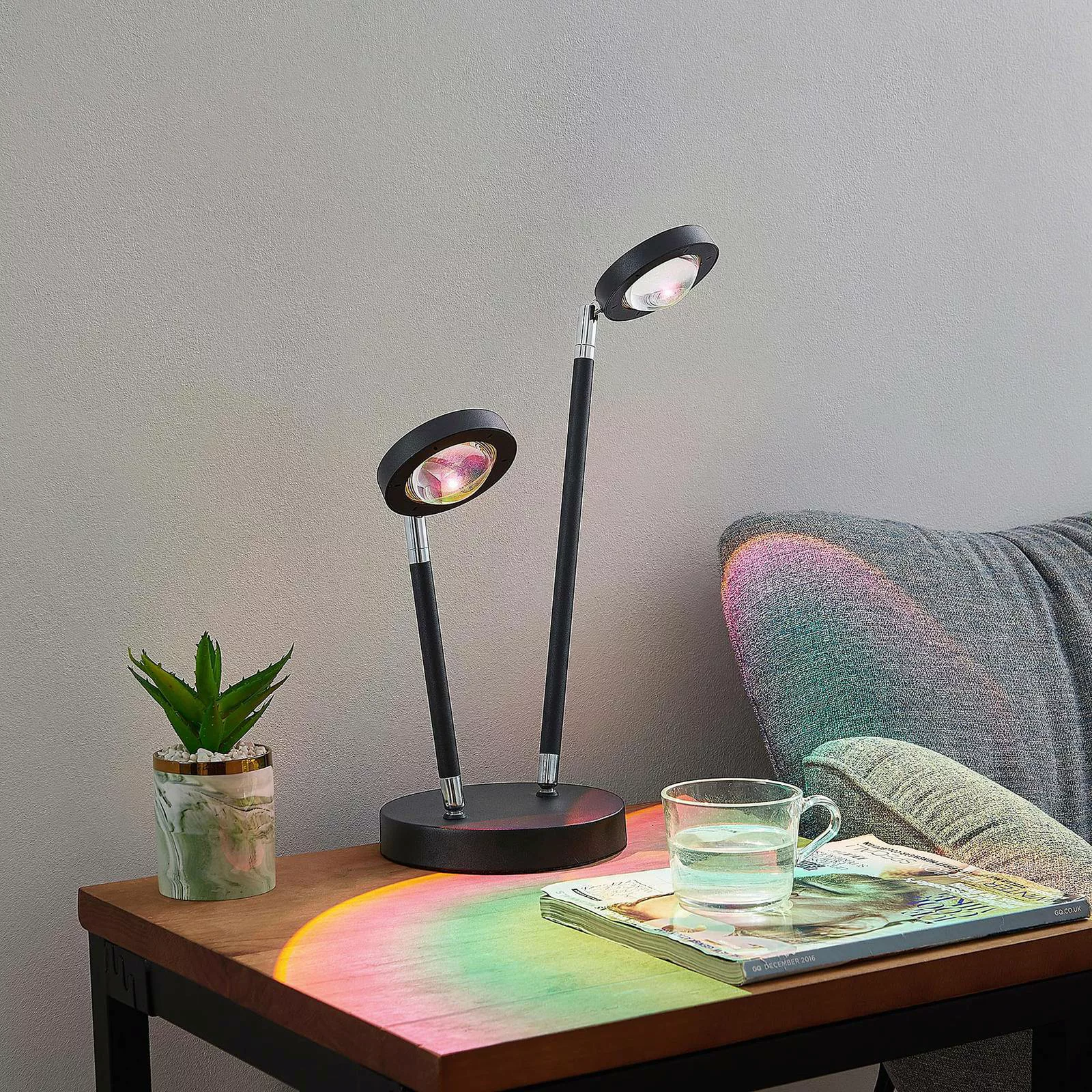 Lindby Edonita LED-Tischlampe mit Effektlicht günstig online kaufen