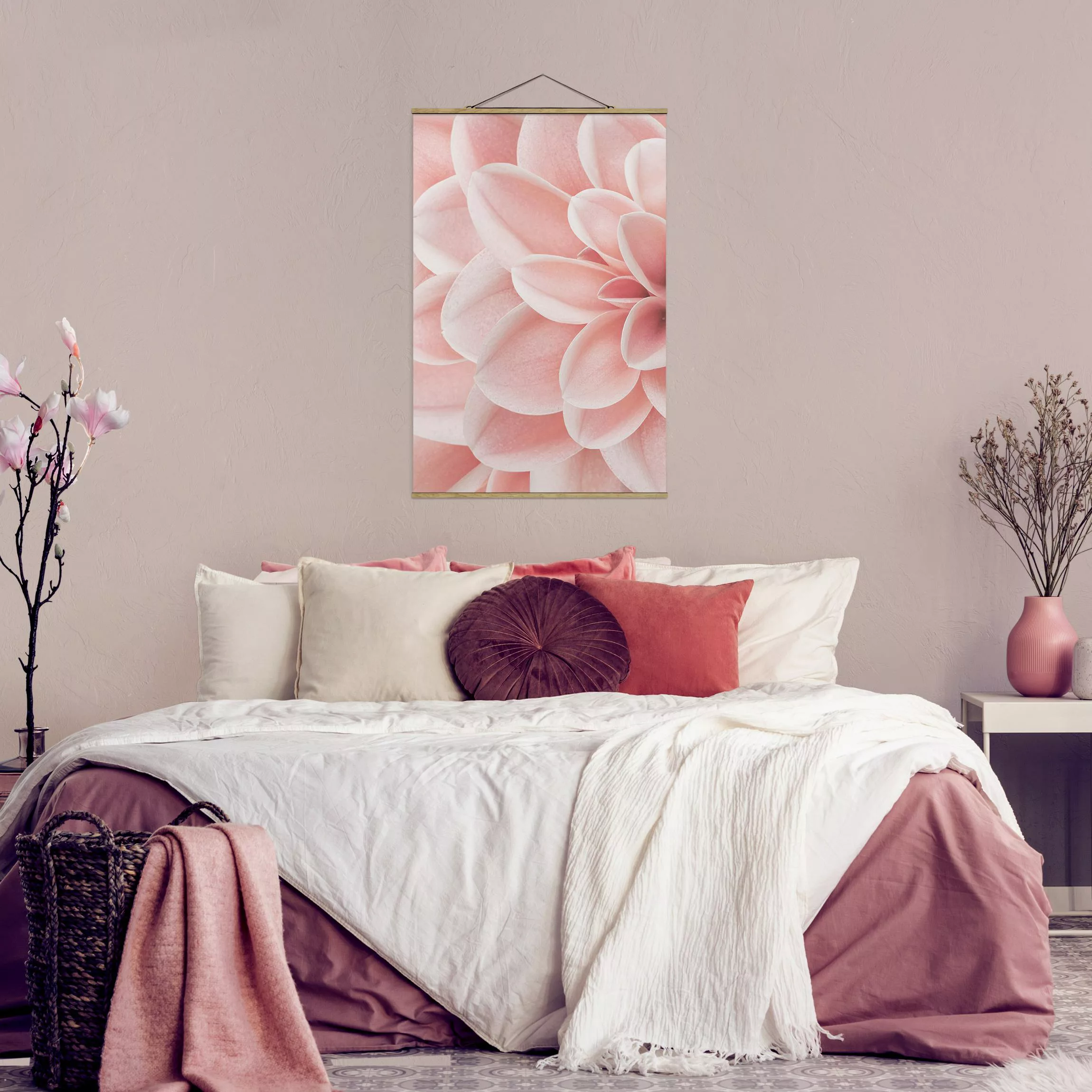 Stoffbild mit Posterleisten Dahlie Rosa Blütenblätter Detail günstig online kaufen