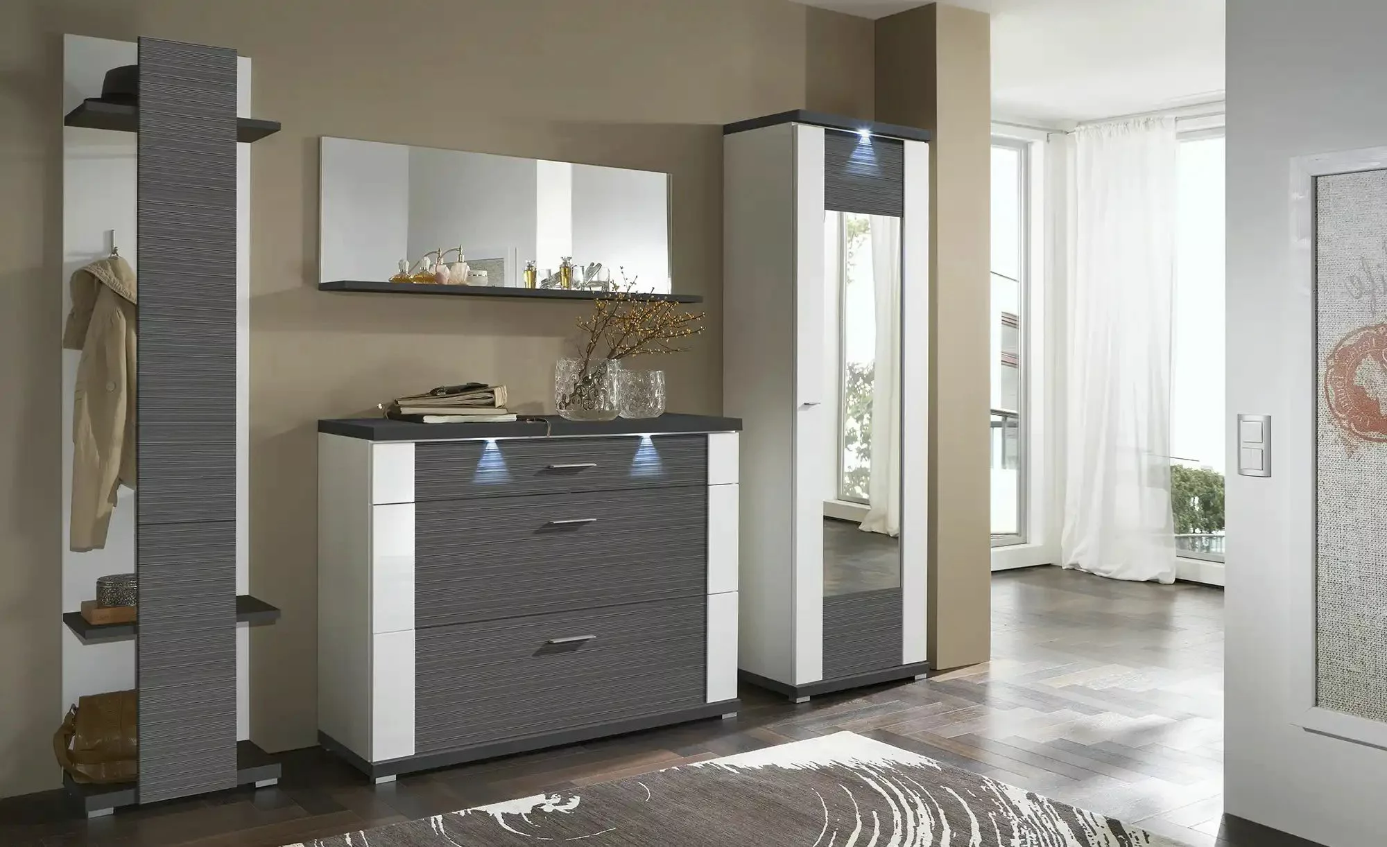 Dielenschrank  Titan ¦ grau ¦ Maße (cm): B: 65 H: 207 T: 42.0 Schränke > Di günstig online kaufen